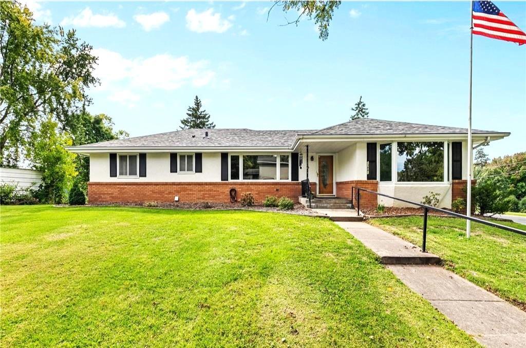 13881 90th Avenue N Property Photo 1