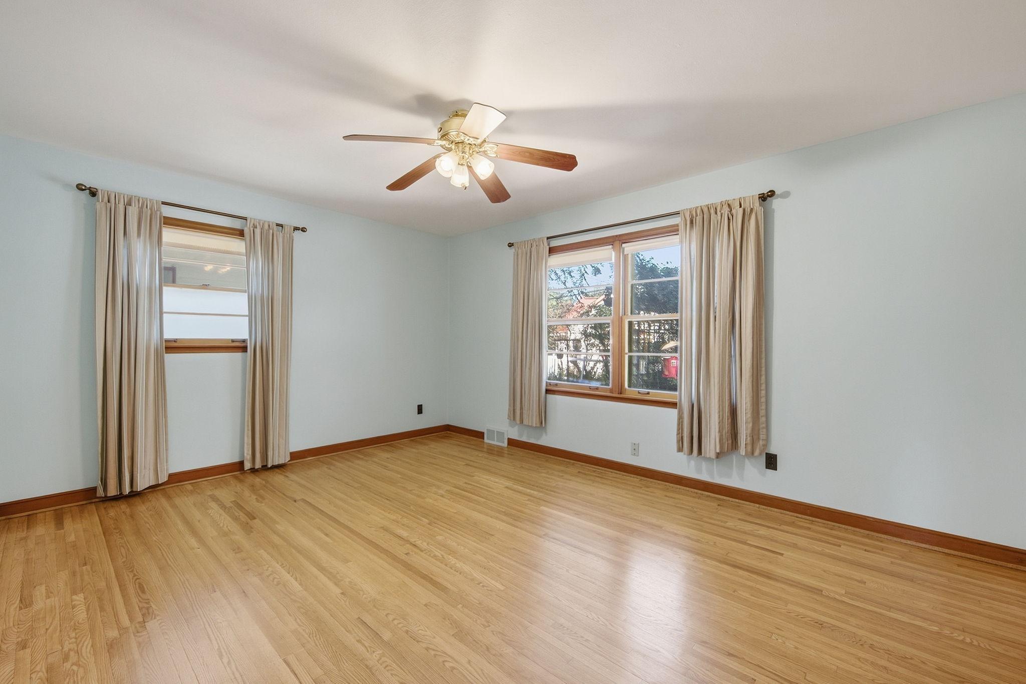 667 Wheelock Parkway W Property Photo 11