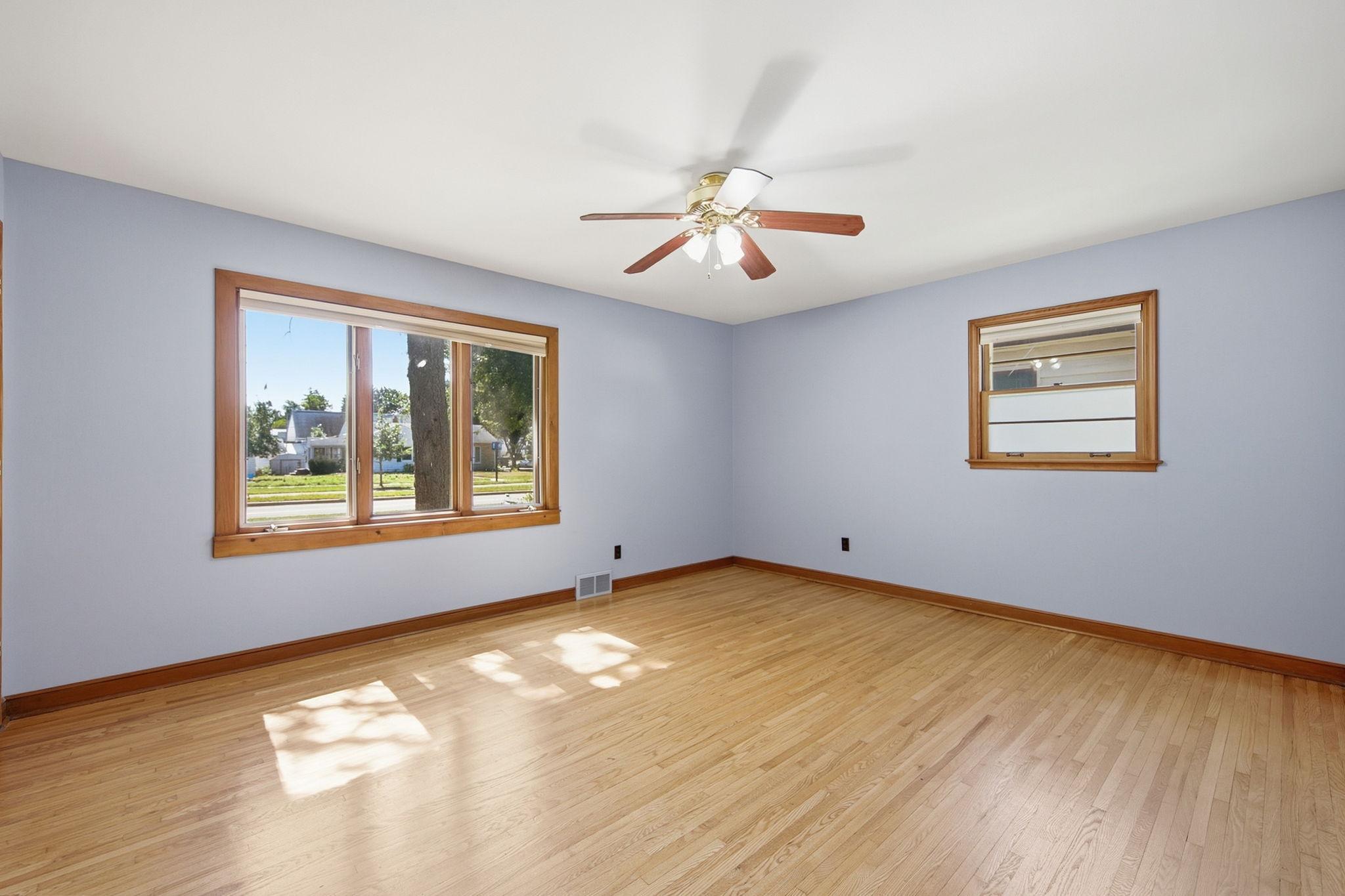 667 Wheelock Parkway W Property Photo 14