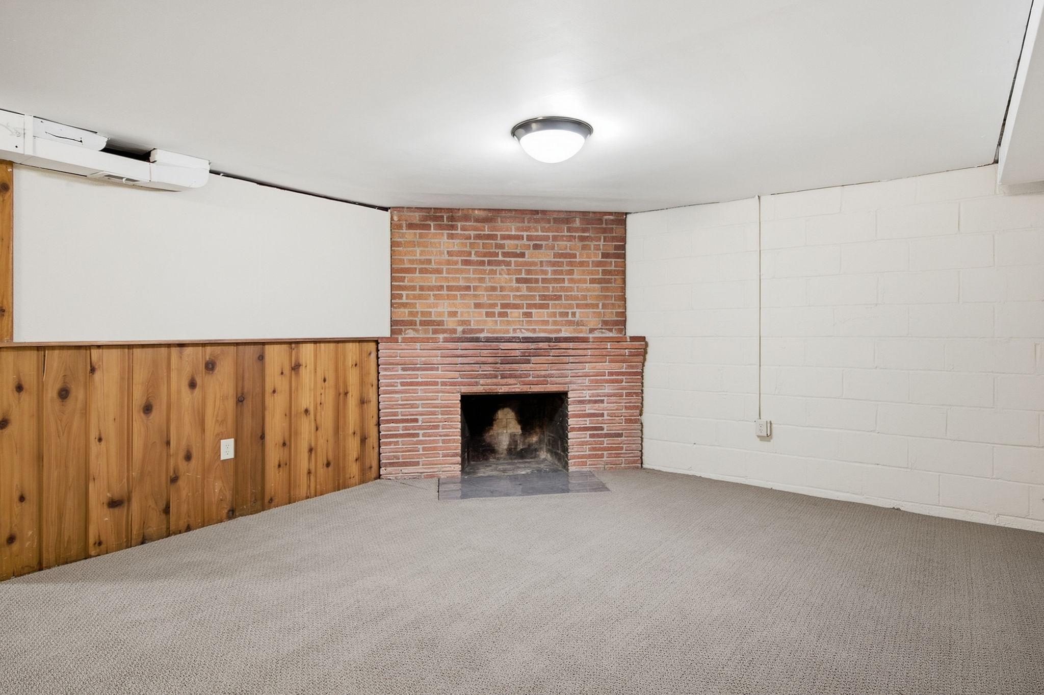 667 Wheelock Parkway W Property Photo 23