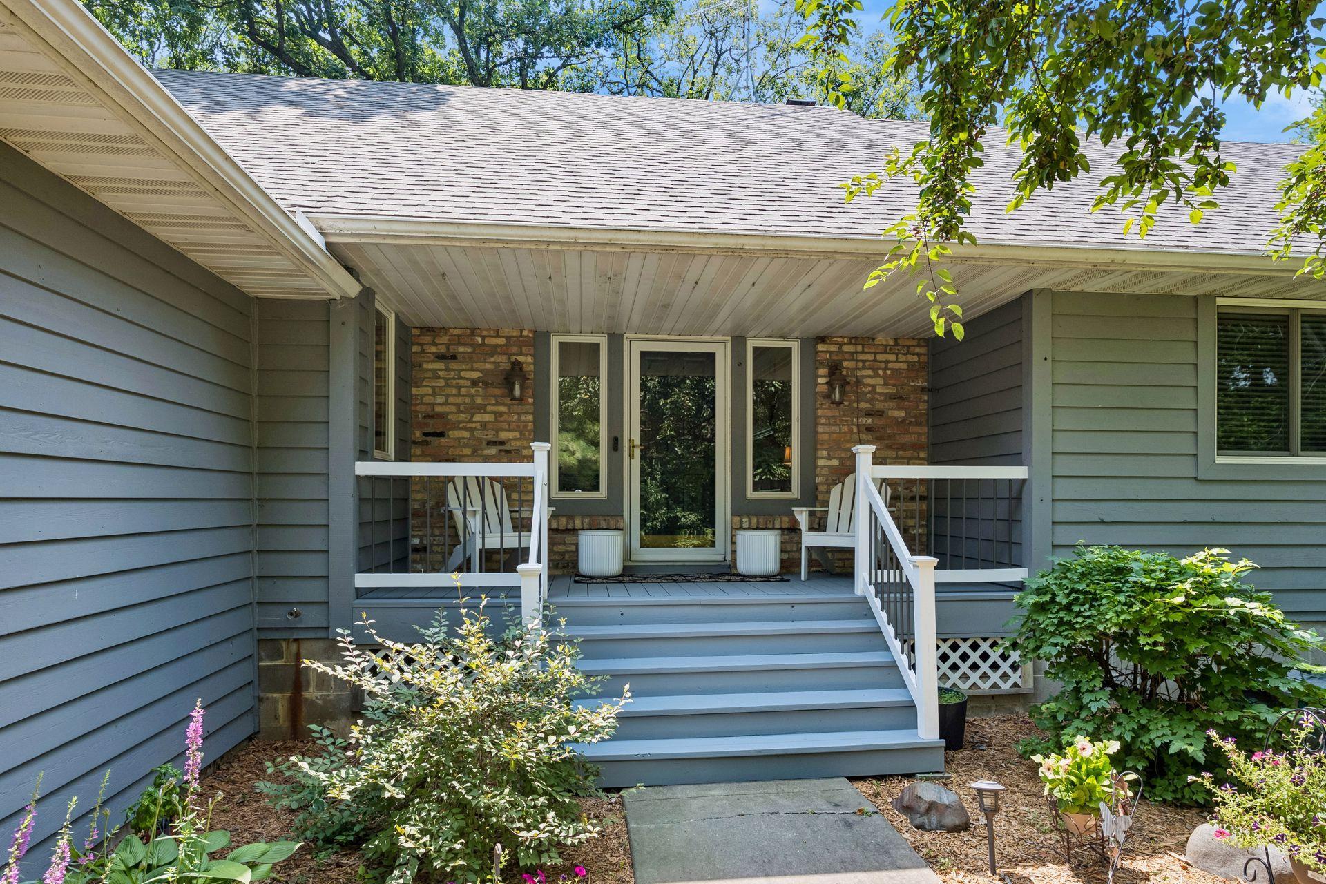 10205 Aetna Avenue Ne Property Photo 3