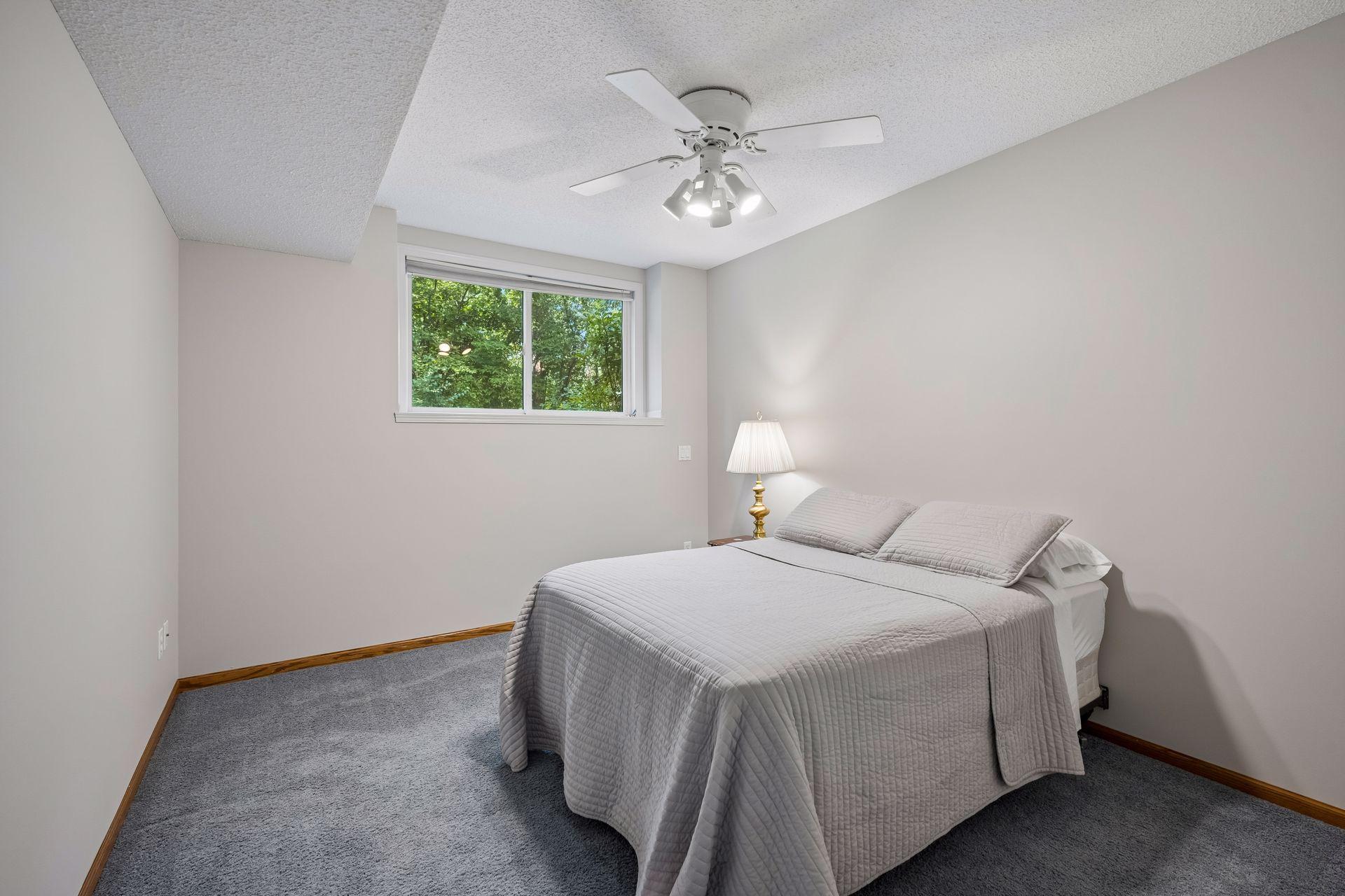 10205 Aetna Avenue Ne Property Photo 32