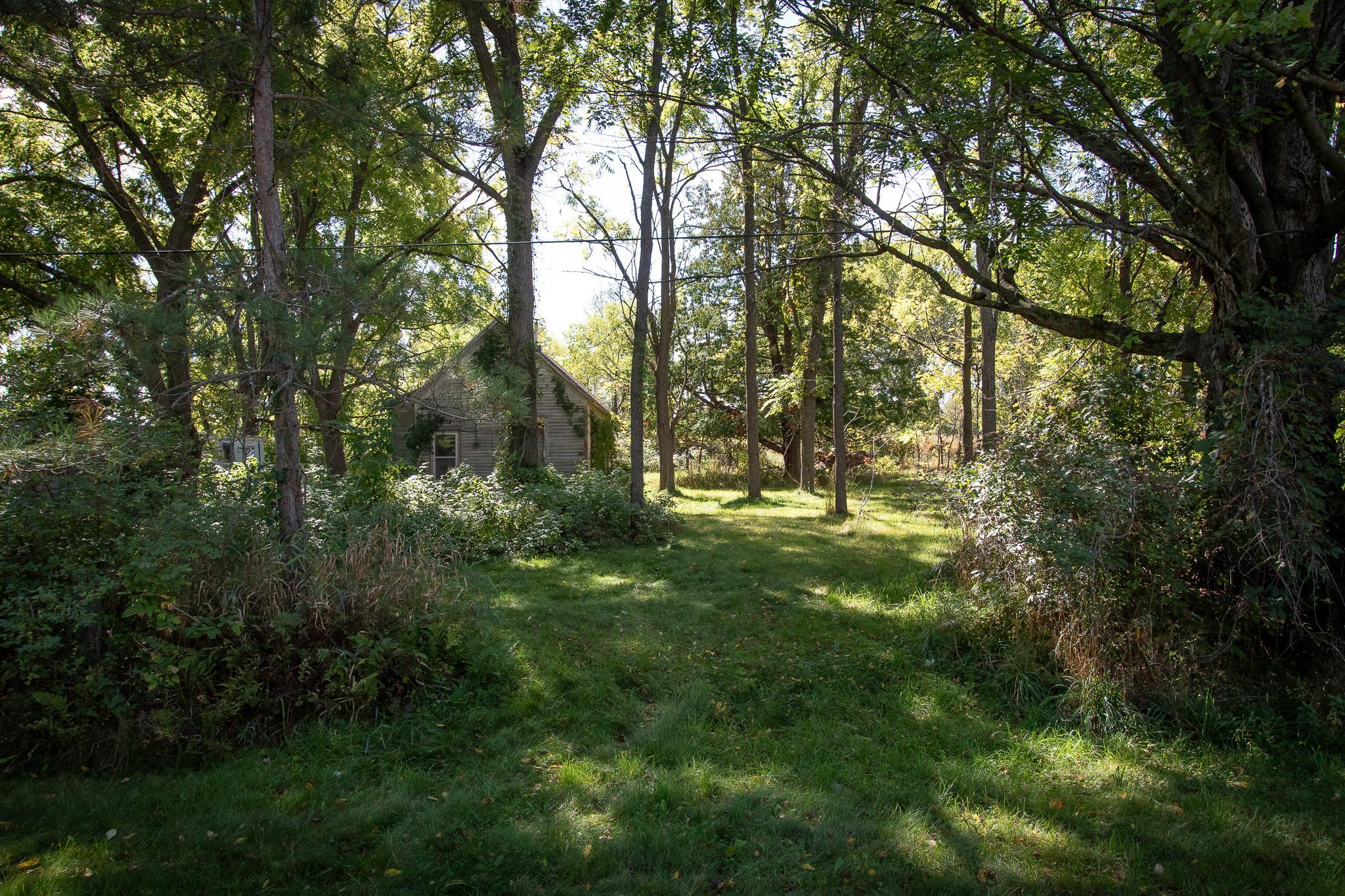617 Central Drive E Property Photo 23