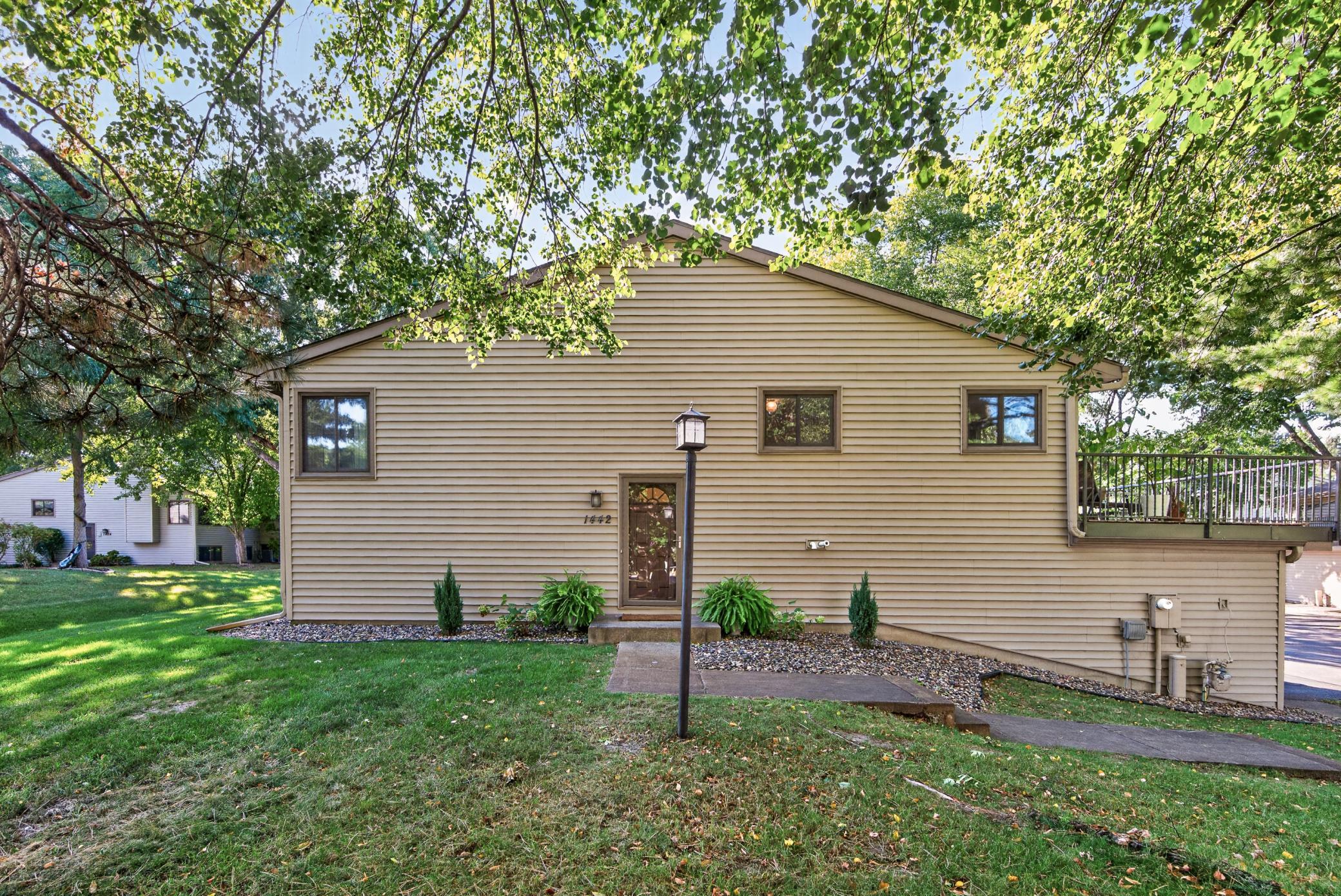 1442 Arden View Drive Property Photo 1