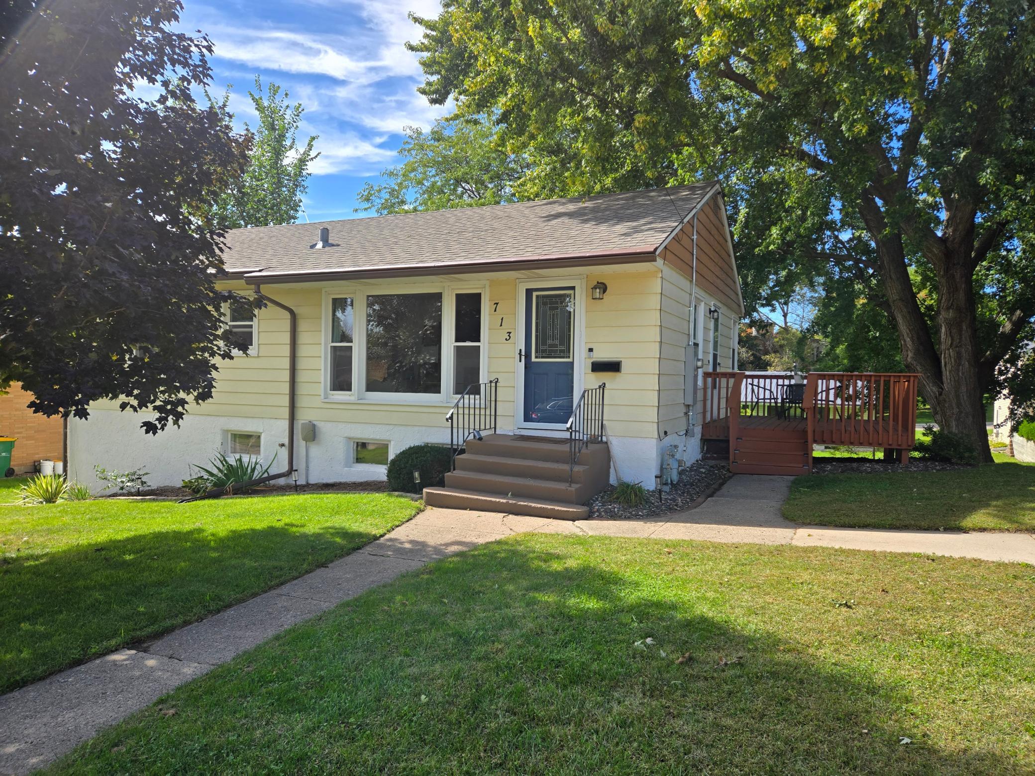 713 Cedar Avenue