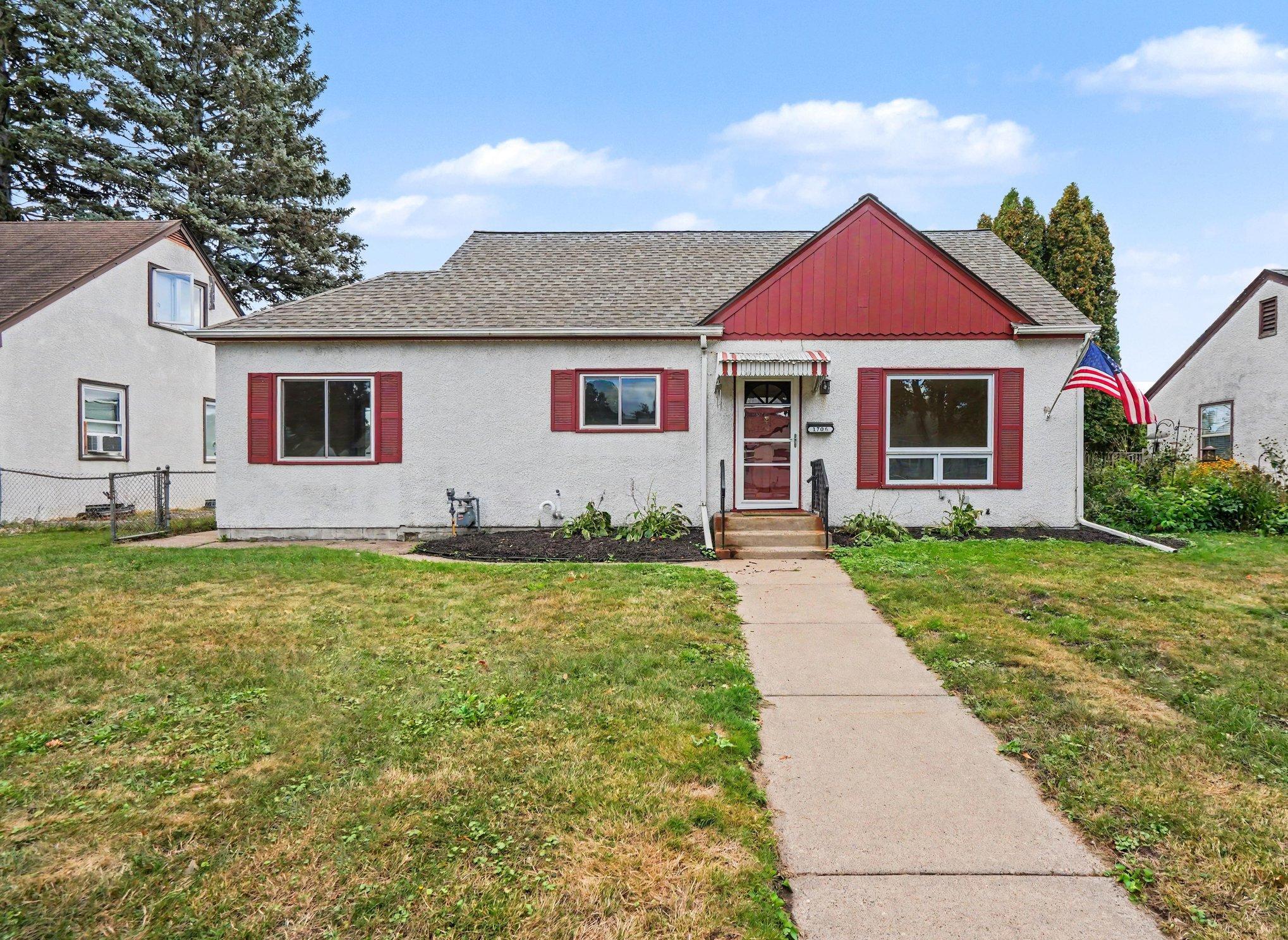 1708 Nevada Avenue E Property Photo 1