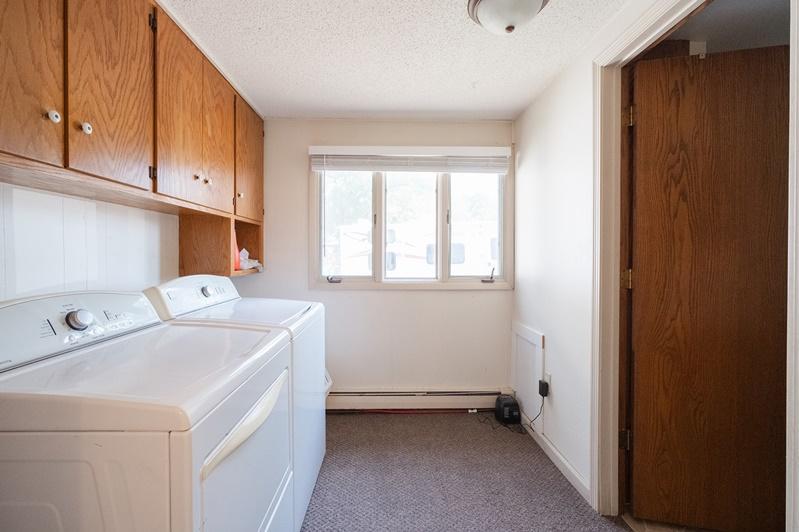 120 Division Street N Property Photo 10