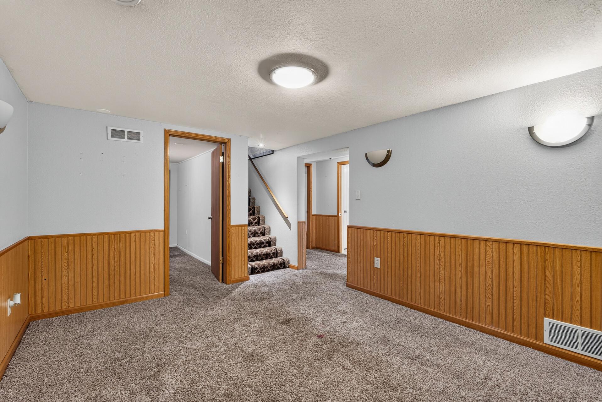 750 Mooers Avenue Se Property Photo 19