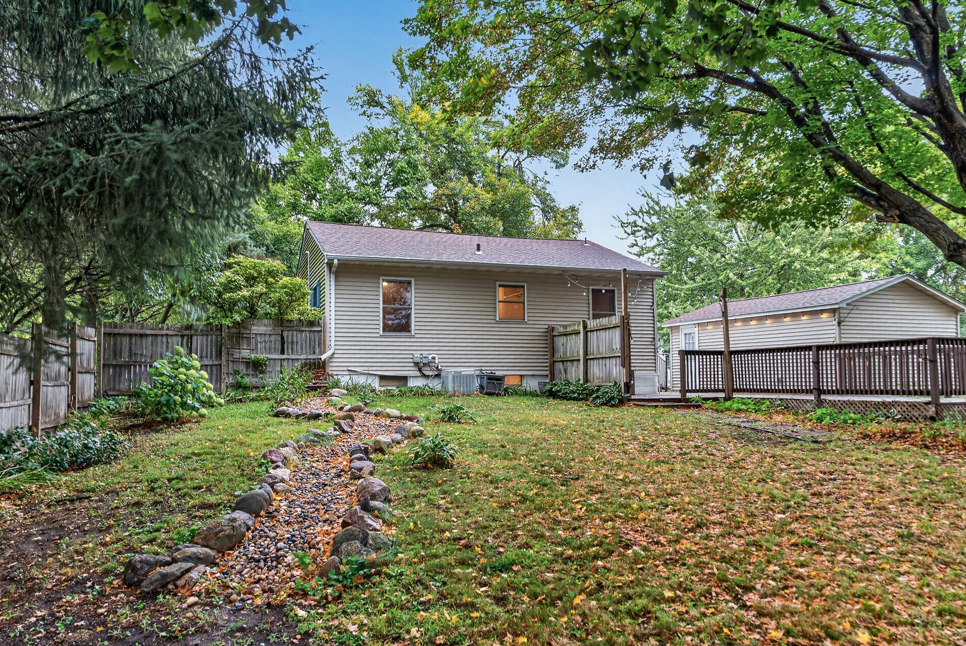 750 Mooers Avenue Se Property Photo 33
