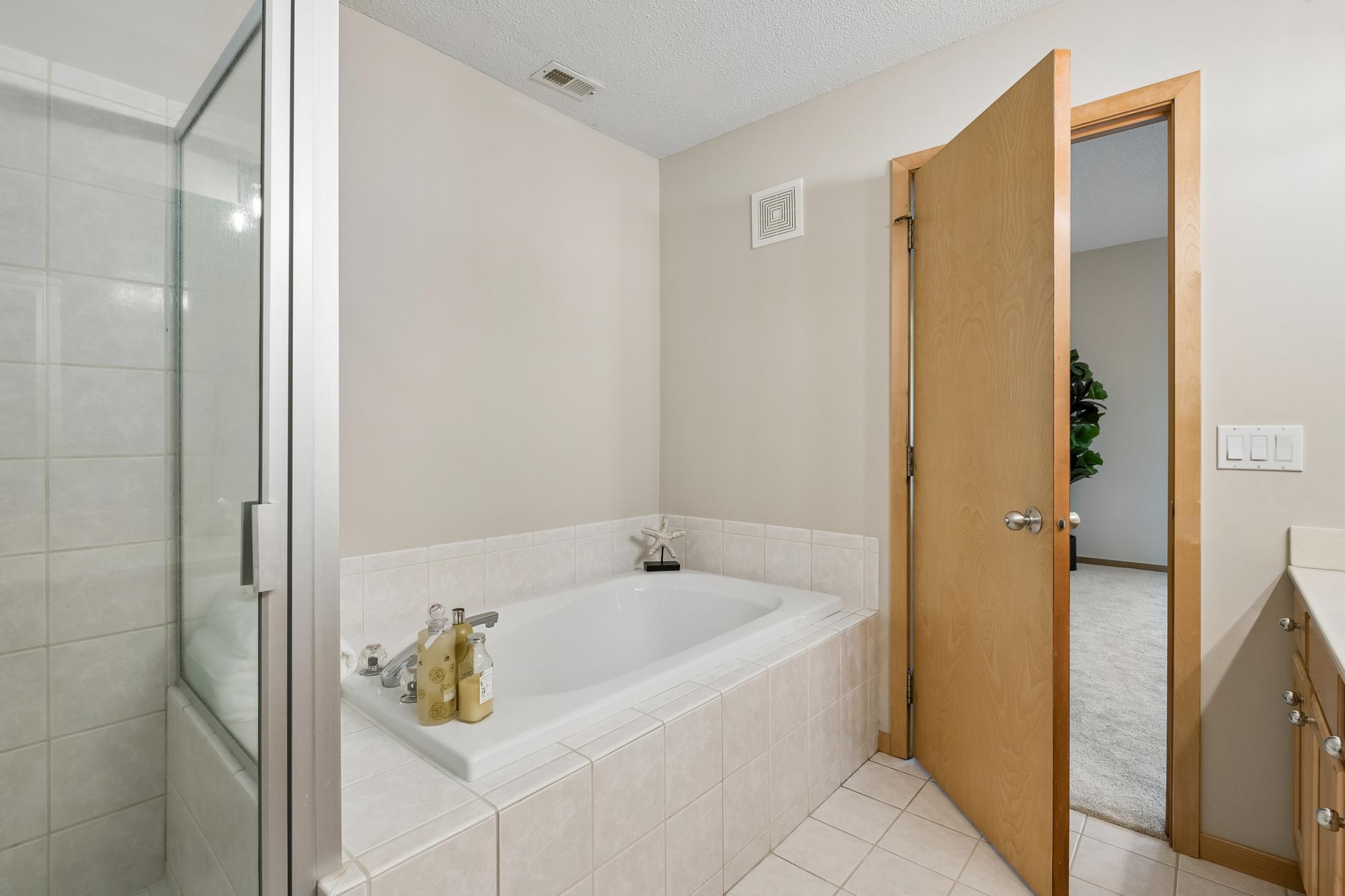 5555 Dewey Hill Road 202 Property Photo 17
