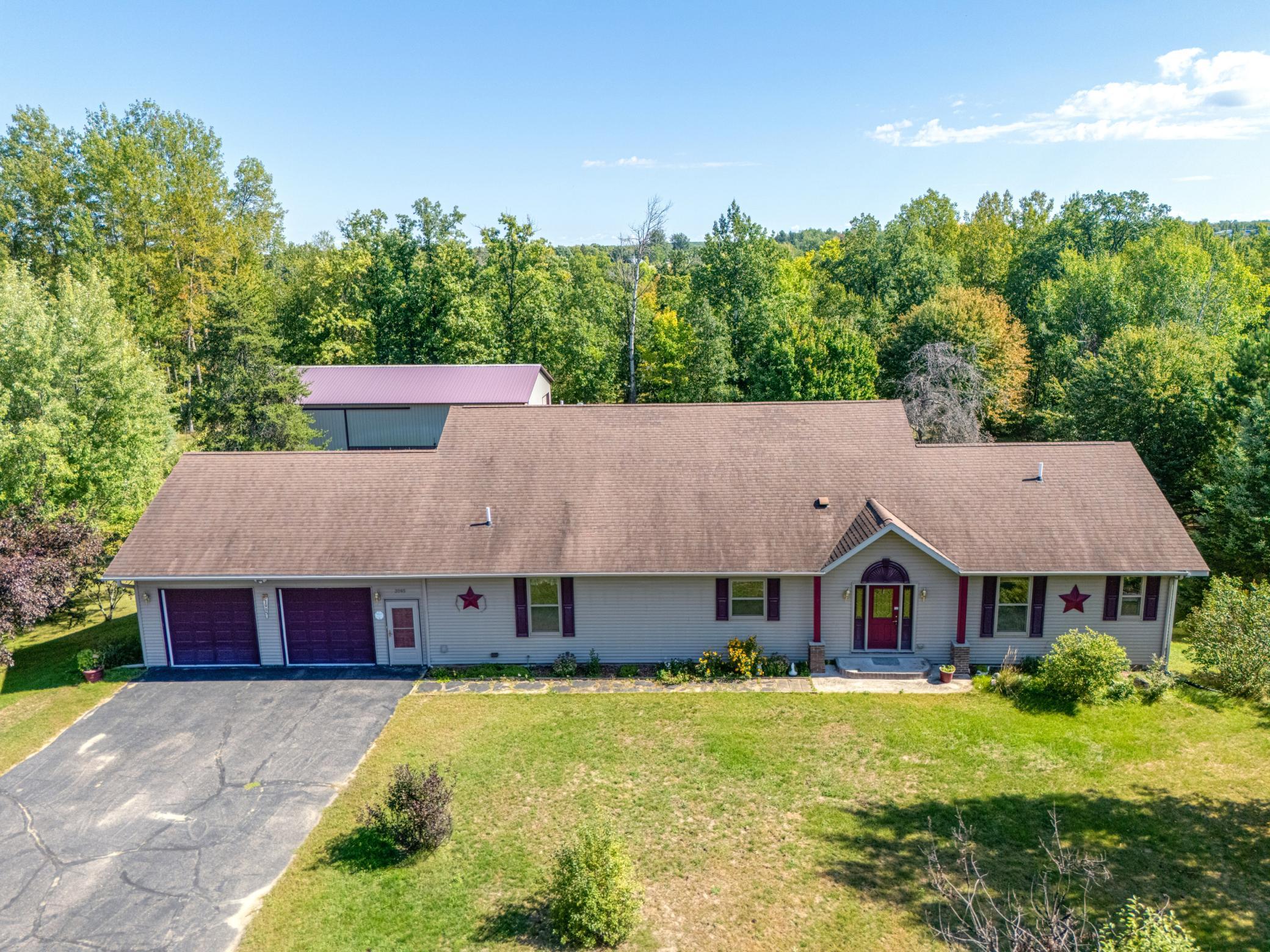 3065 River Road Property Photo 1
