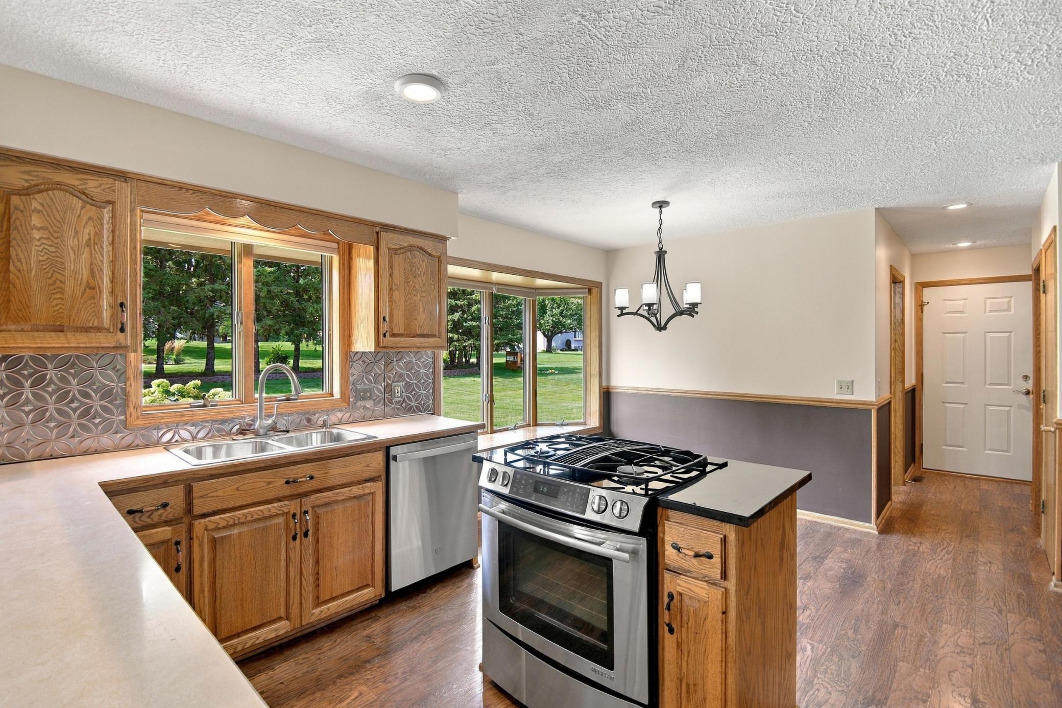 402 24th Street Sw Property Photo 10