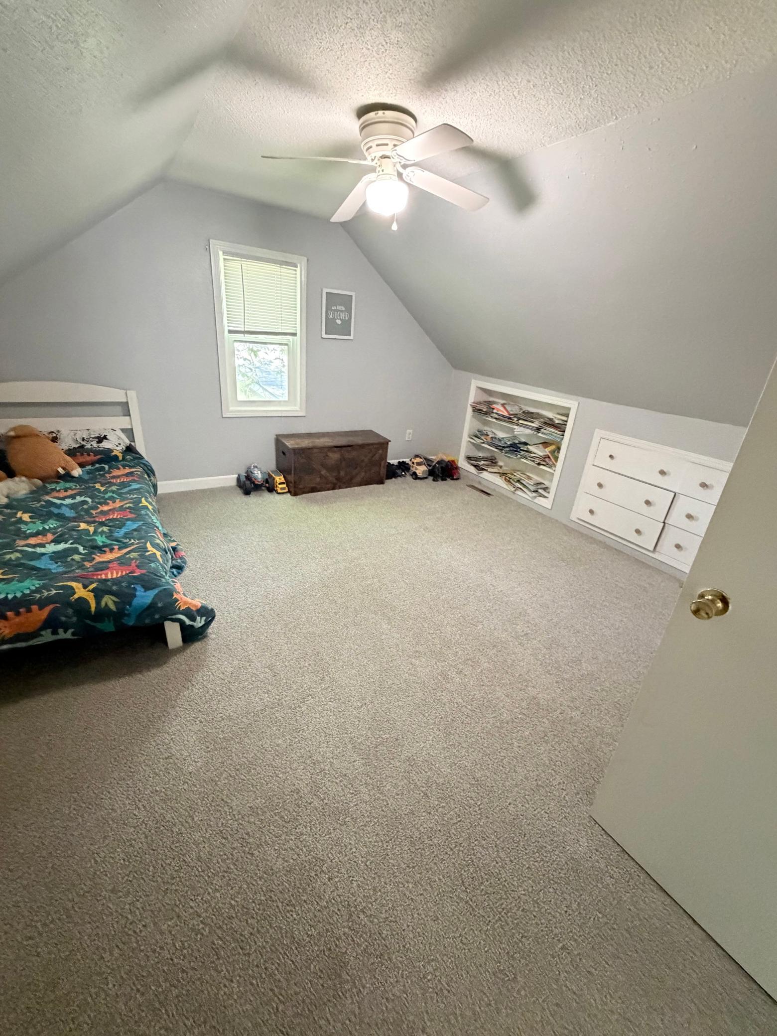 115 Riverside Drive Property Photo 16