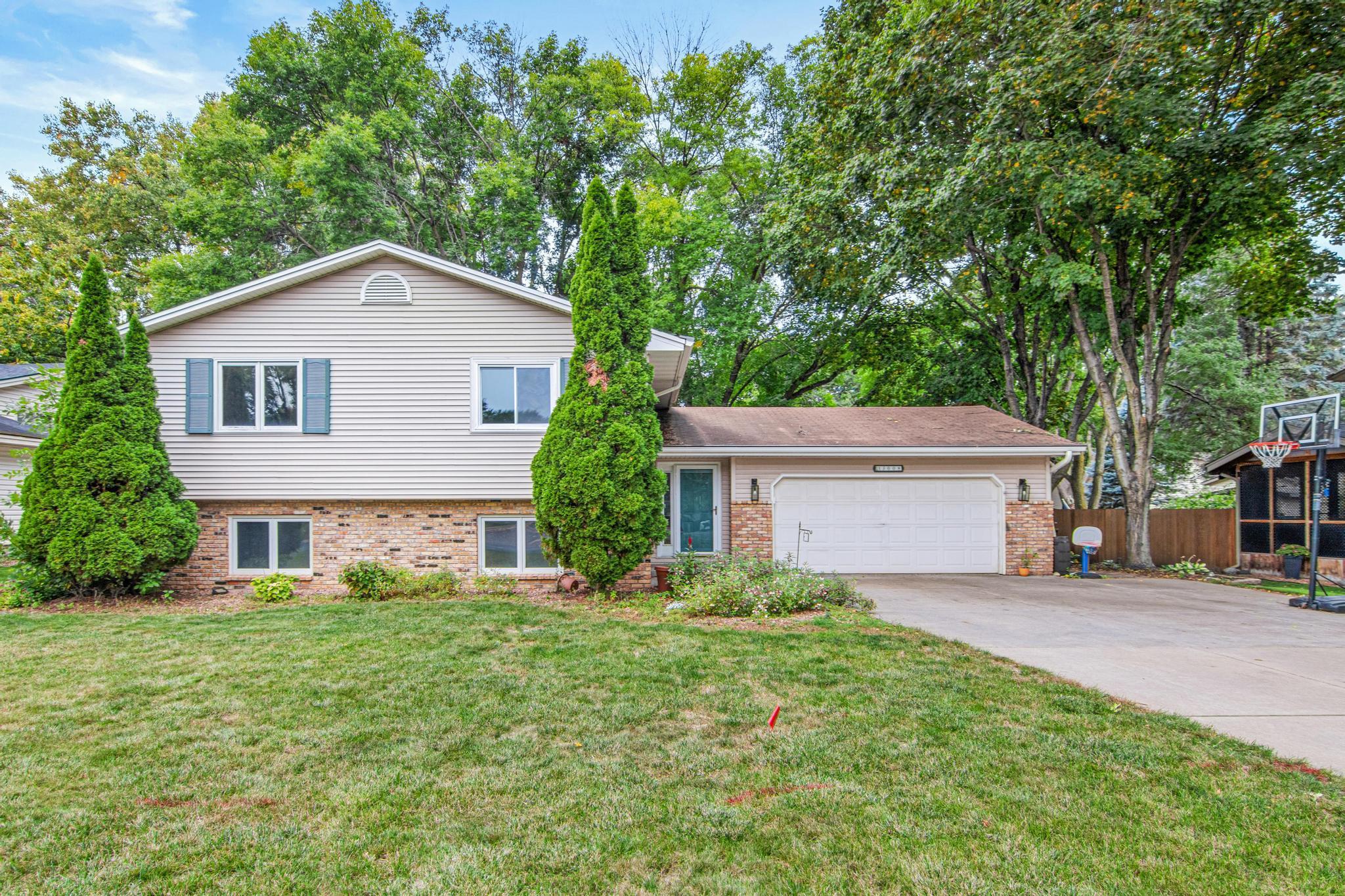 13008 Penn Avenue S Property Photo 1
