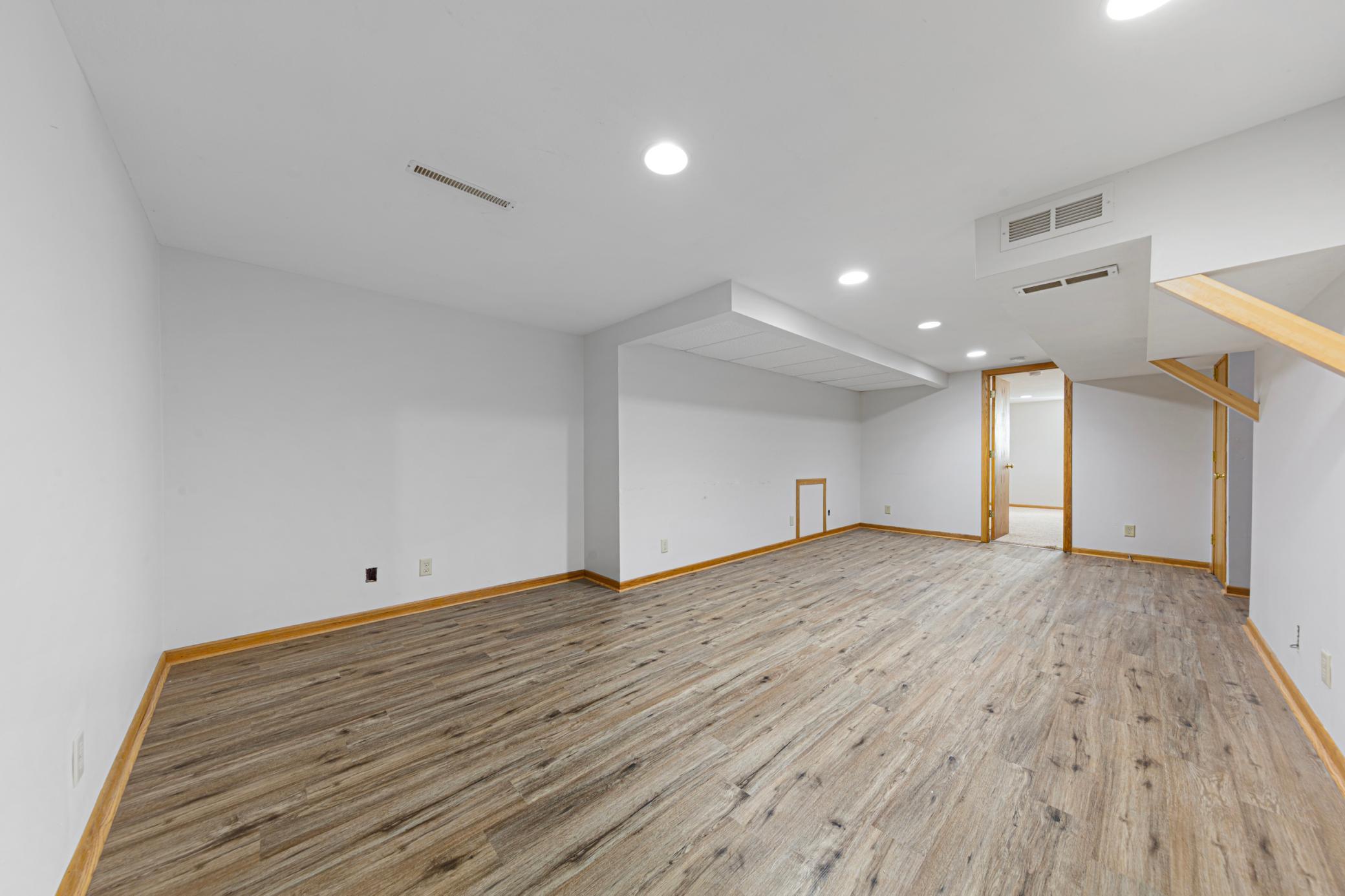 509 College Avenue Property Photo 24