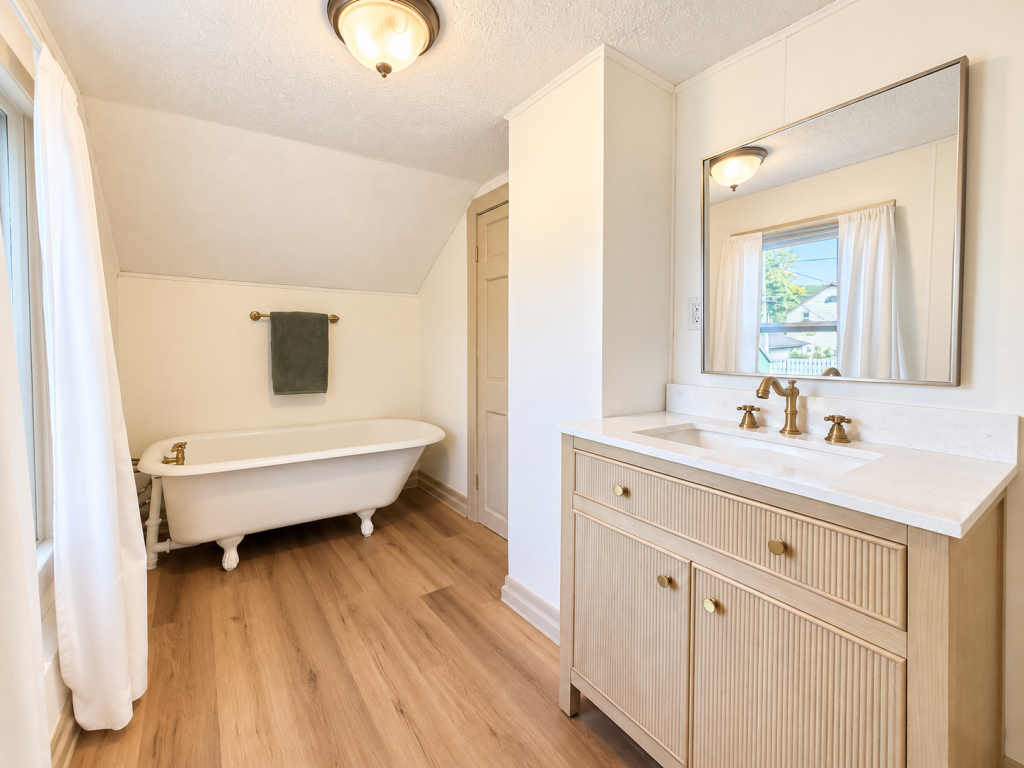 105 Sadie Street Property Photo 18
