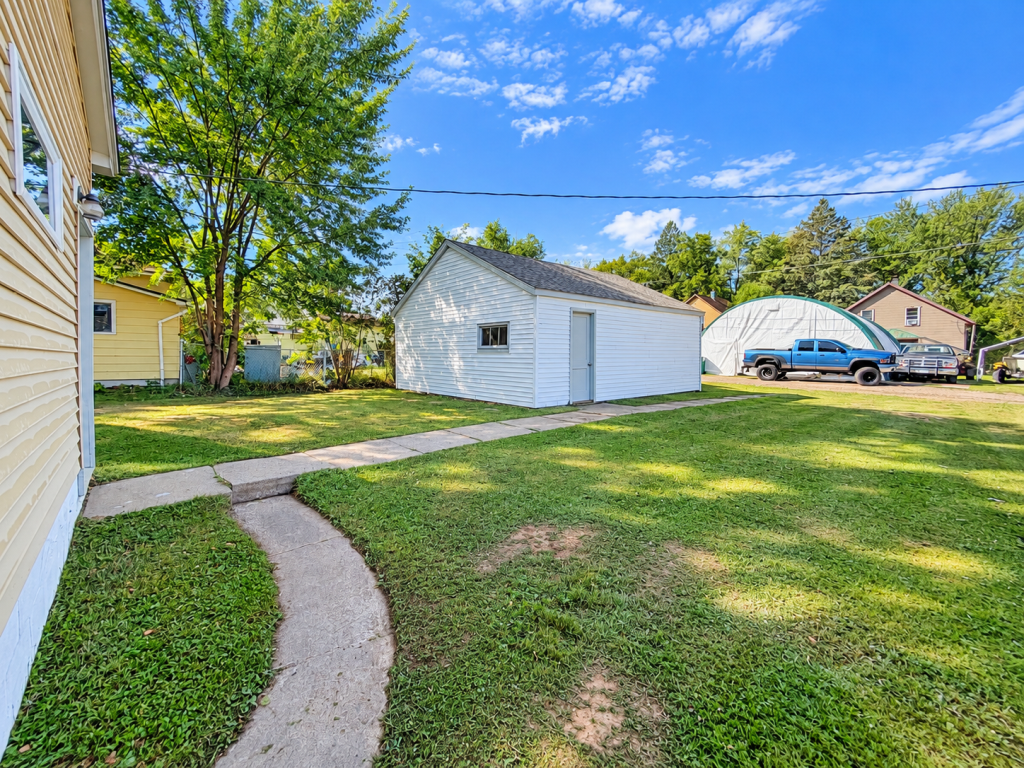 105 Sadie Street Property Photo 21