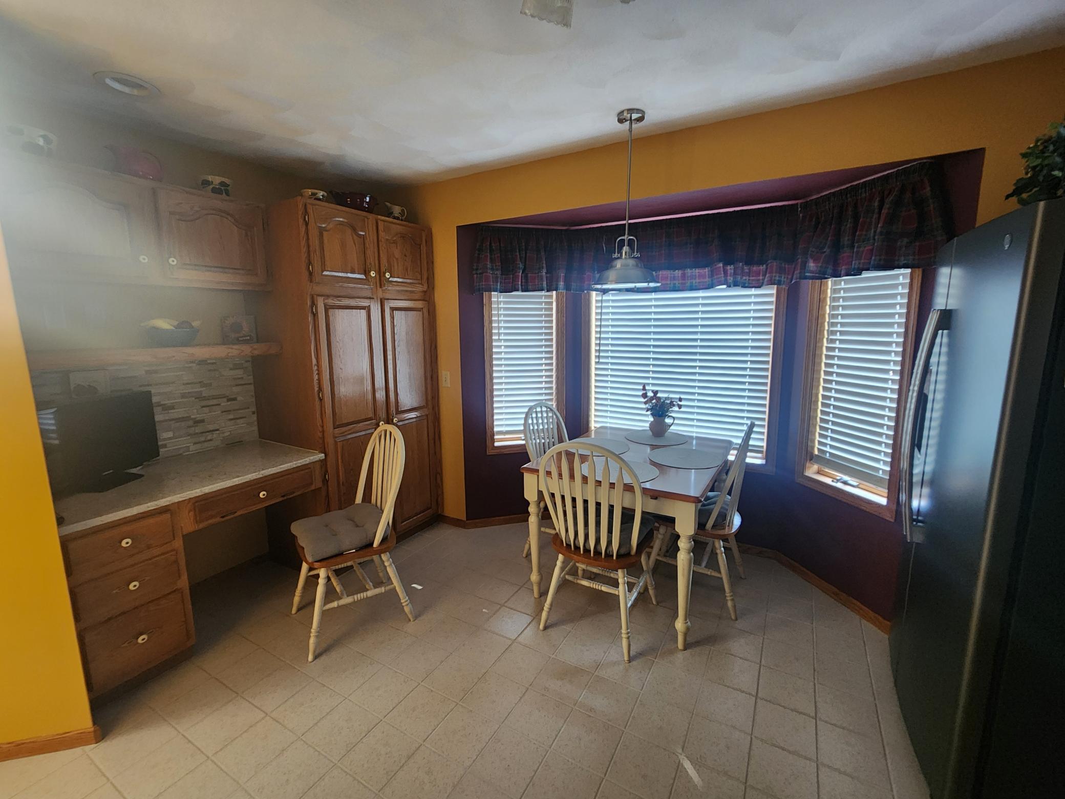 512 Galles Drive Property Photo 5