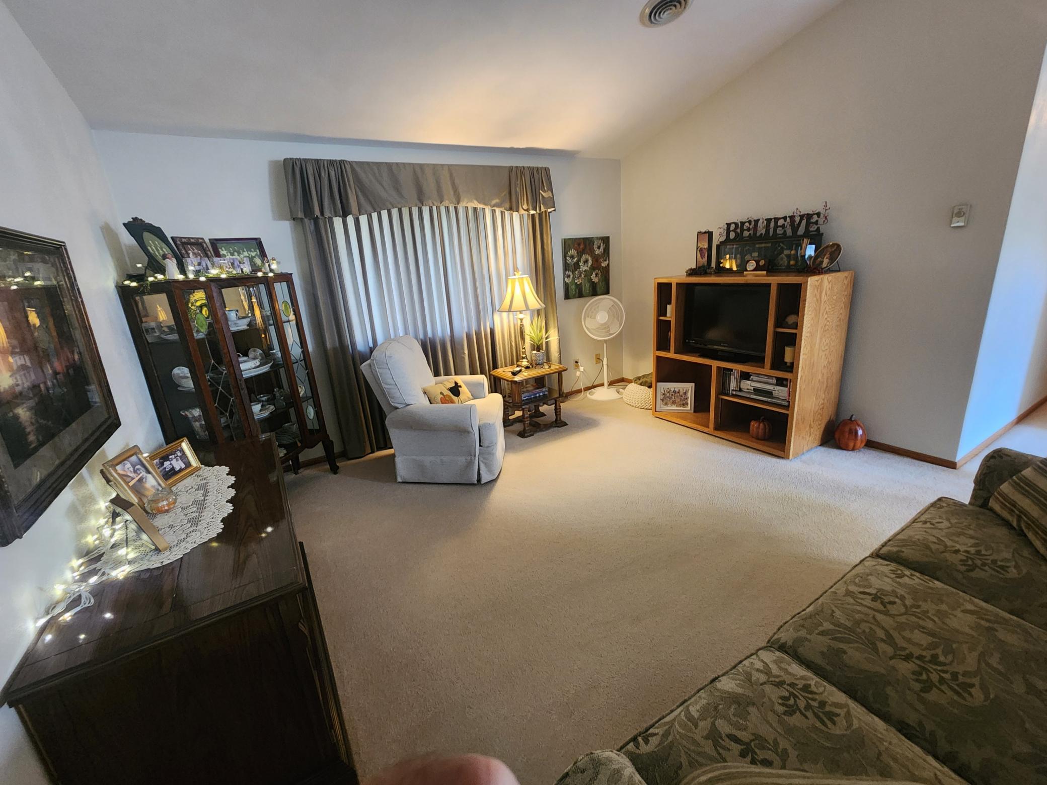 512 Galles Drive Property Photo 8