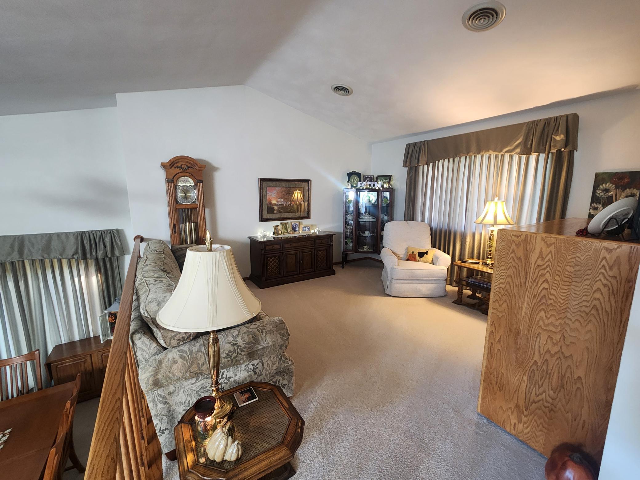 512 Galles Drive Property Photo 9