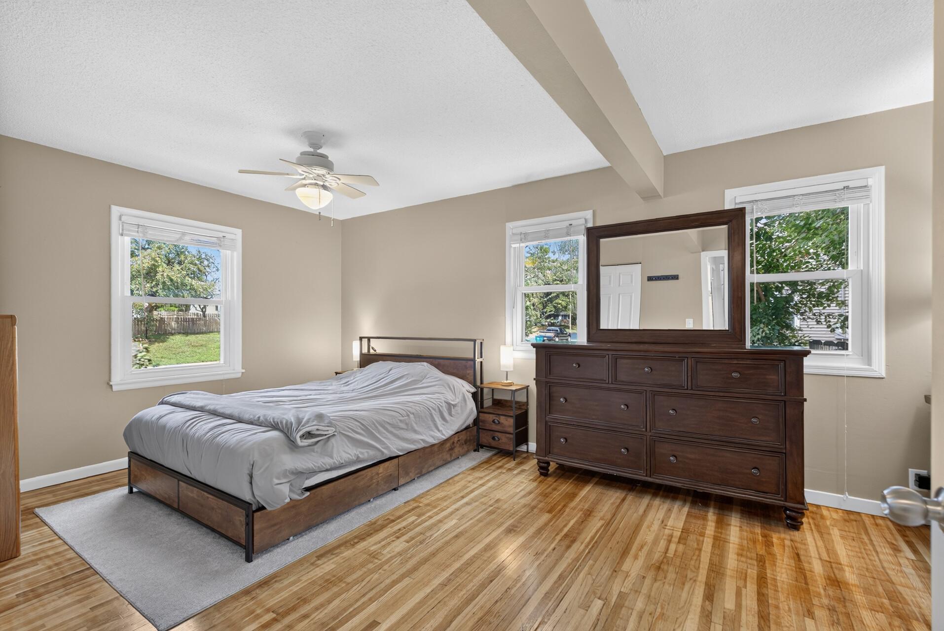 4651 3rd Street Ne Property Photo 16