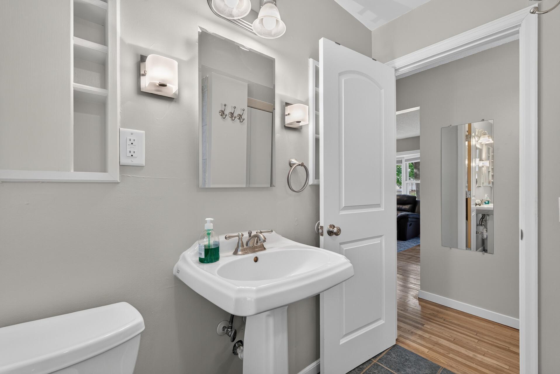 4651 3rd Street Ne Property Photo 18