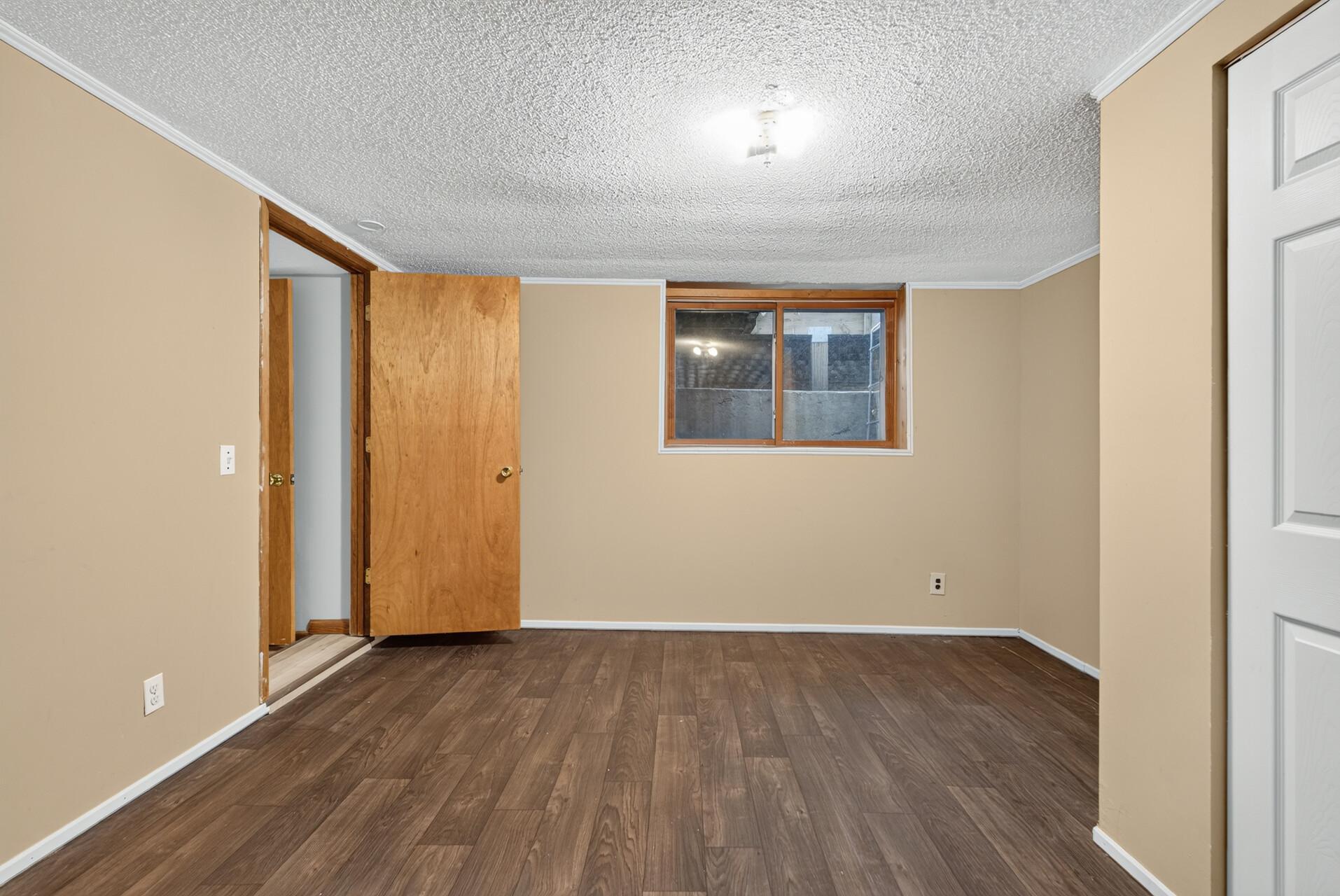 4651 3rd Street Ne Property Photo 32