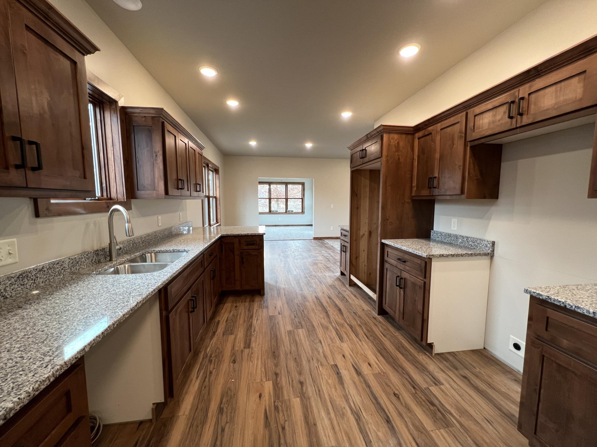 16834 Piper Lane Property Photo 2