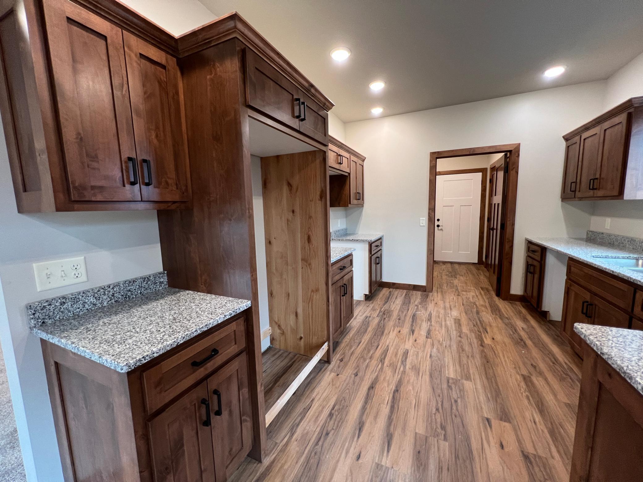 16834 Piper Lane Property Photo 3