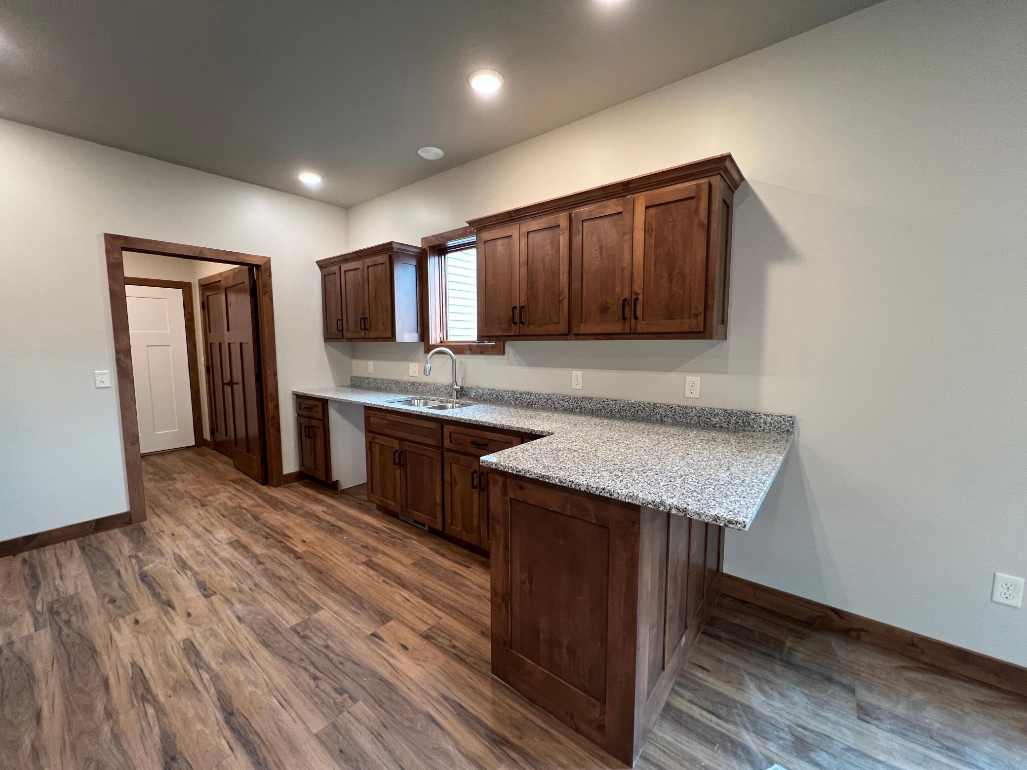 16834 Piper Lane Property Photo 4