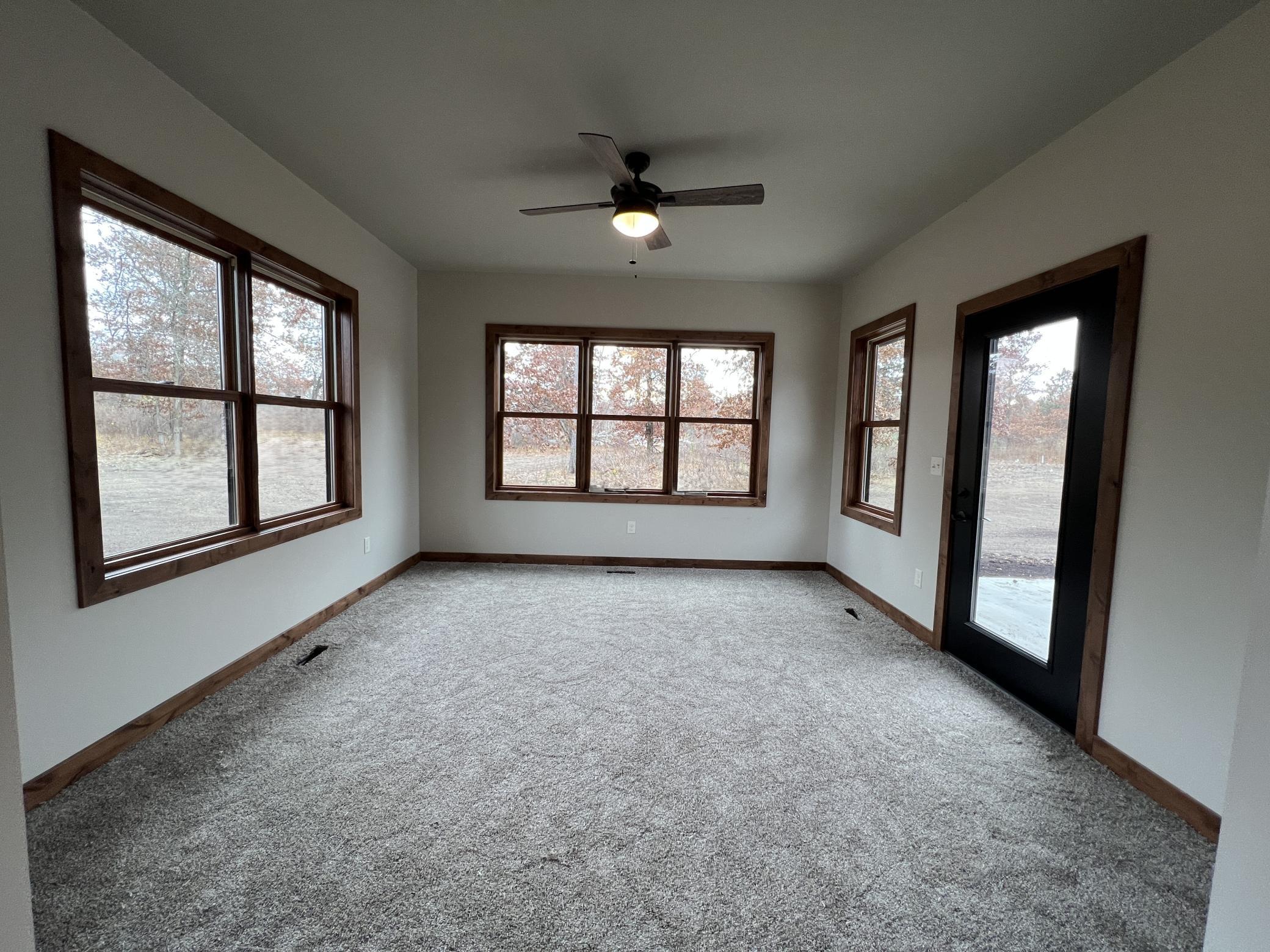 16834 Piper Lane Property Photo 12