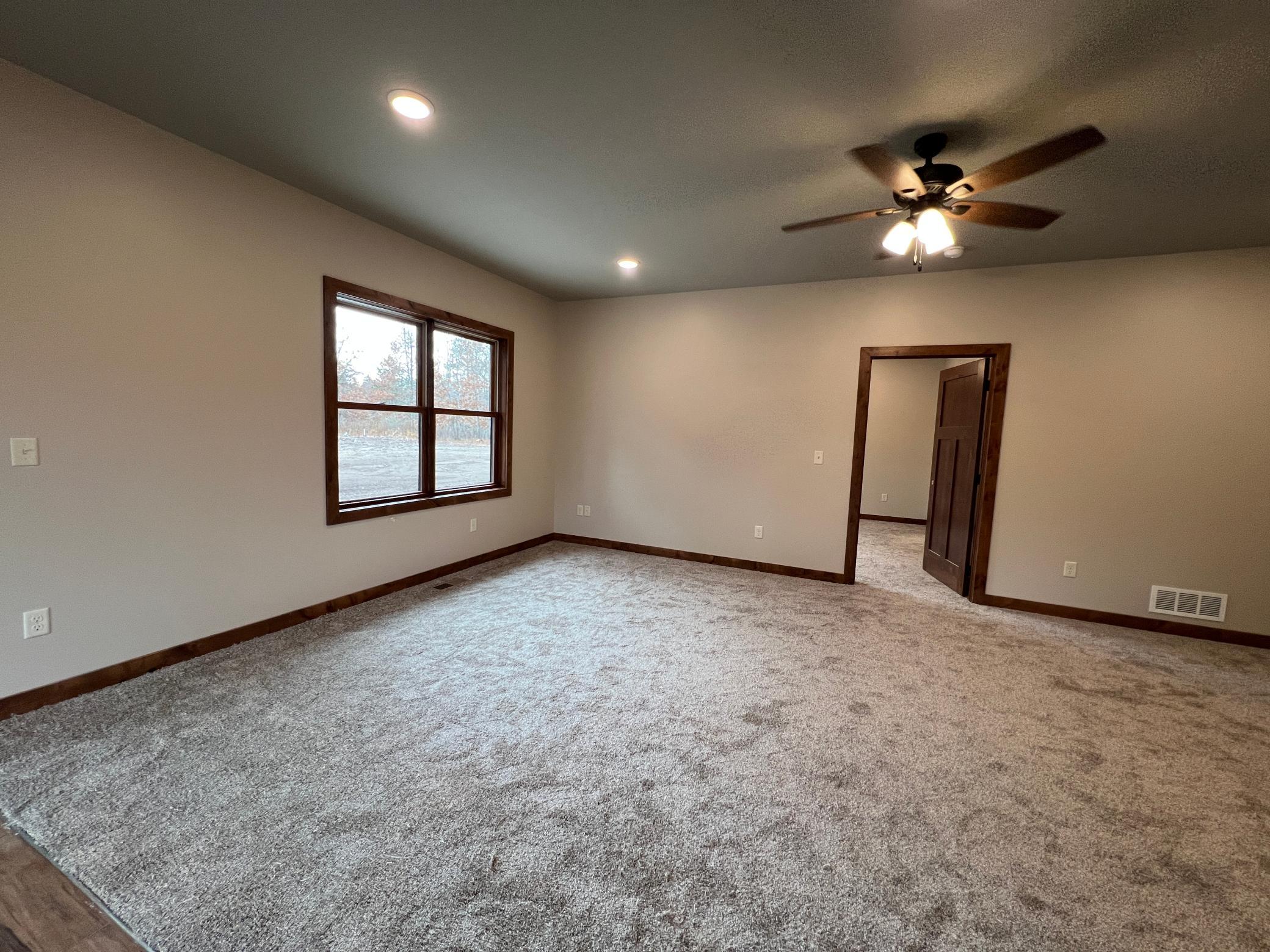 16834 Piper Lane Property Photo 13