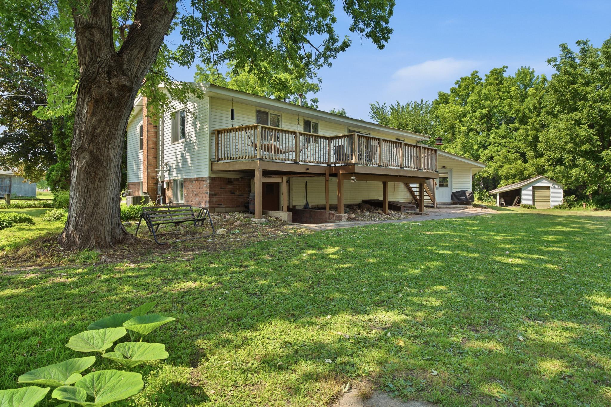 517 1st Street S Property Photo 4