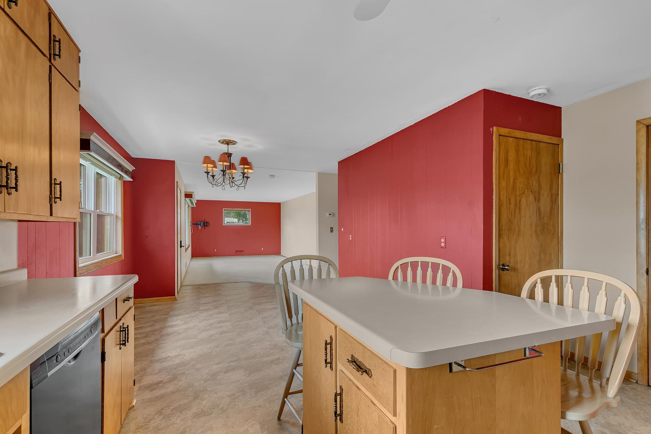 721 Midland Avenue Property Photo 11