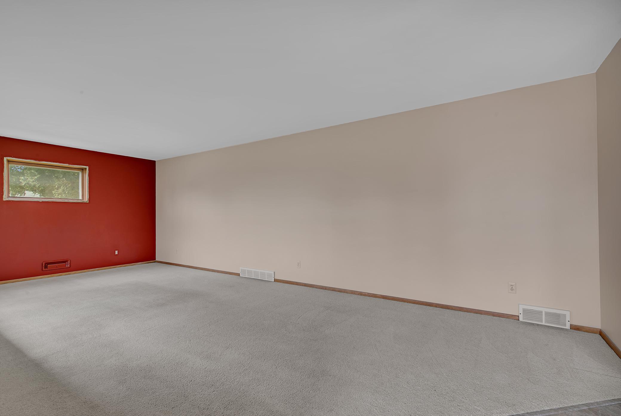 721 Midland Avenue Property Photo 15