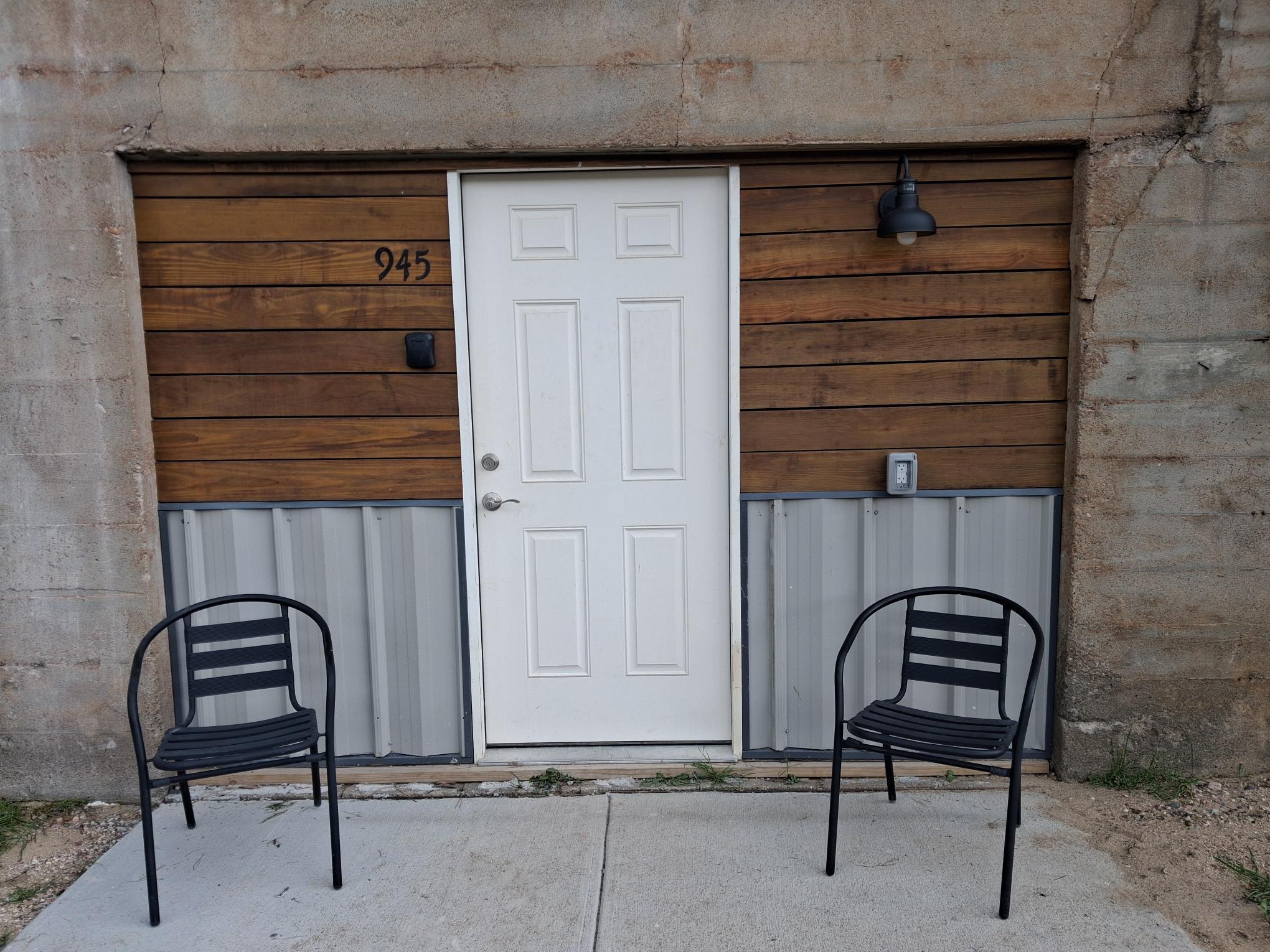 945 Gary Street Property Photo 29