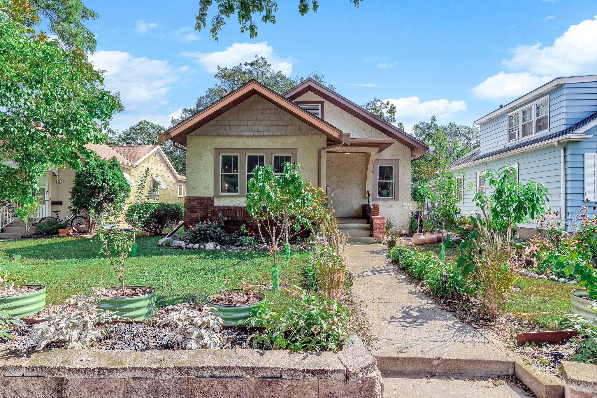 4106 Vincent Avenue N Property Photo 1