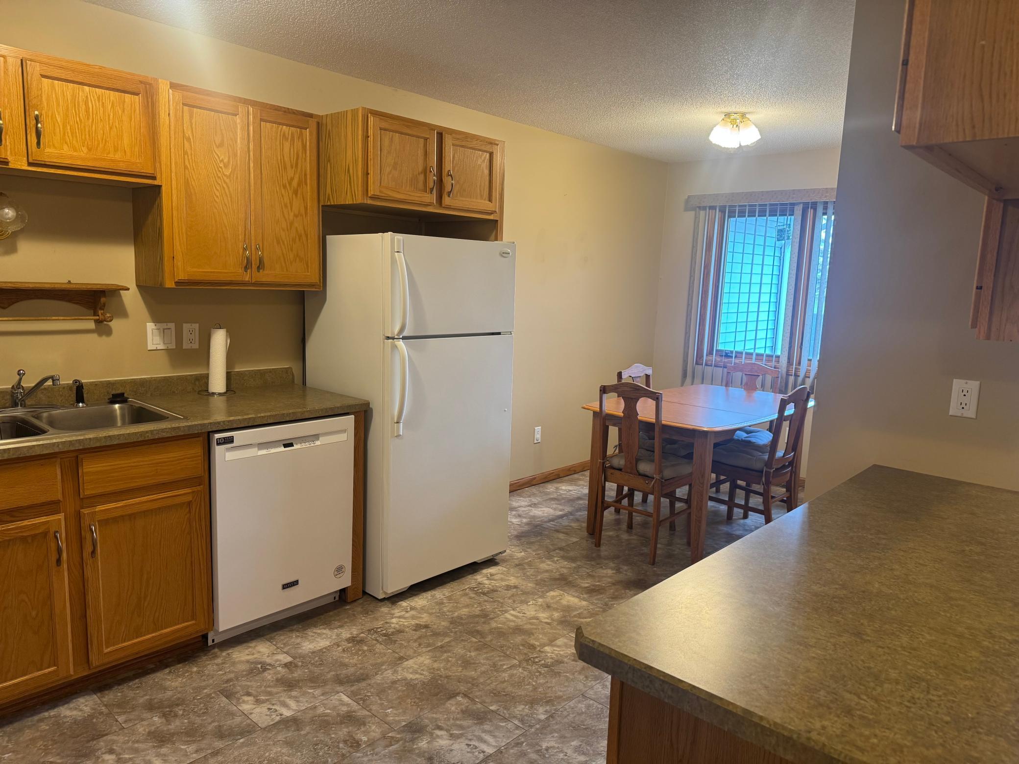 3113 Maple Leaf Court Nw Property Photo 4