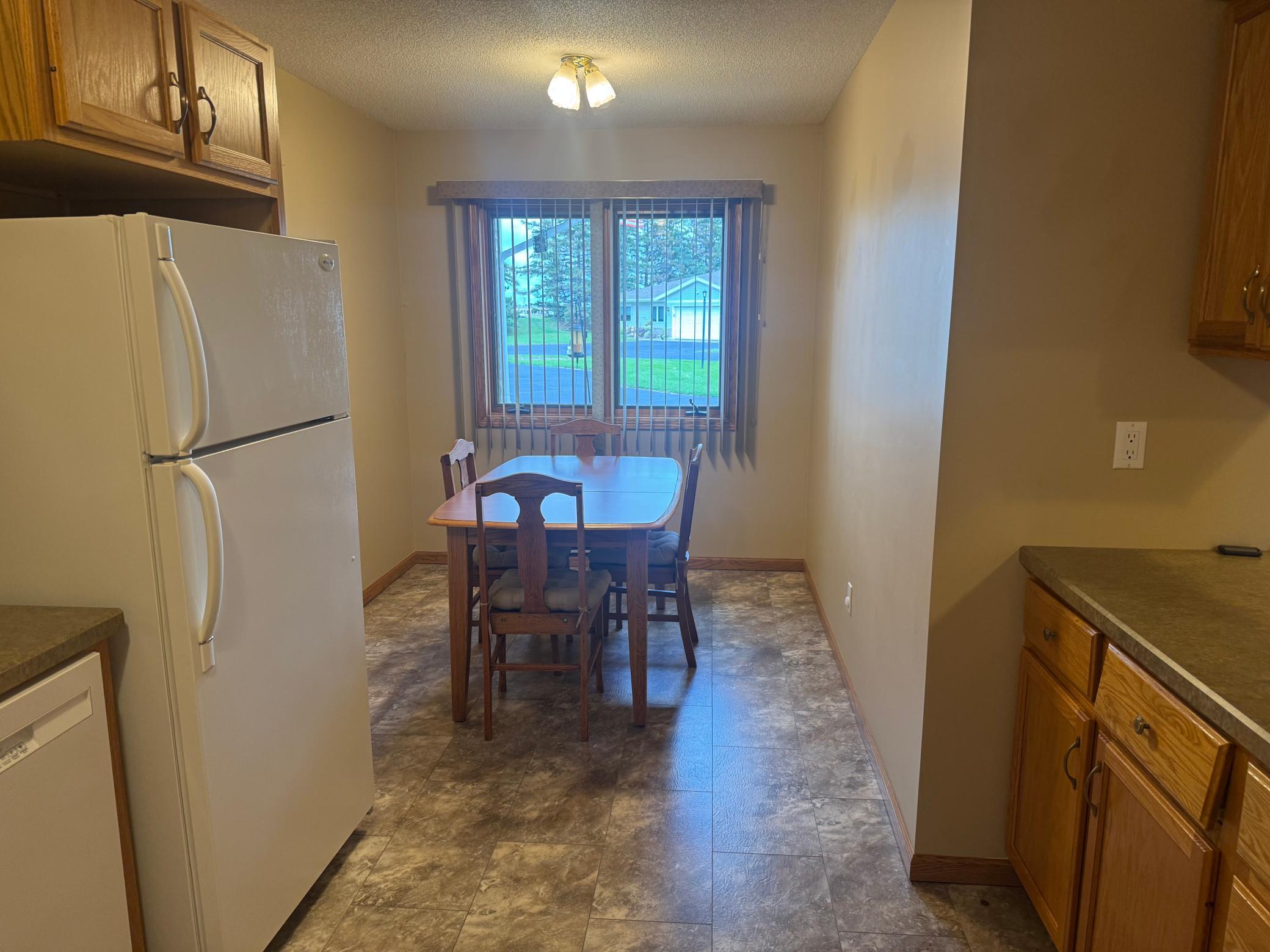 3113 Maple Leaf Court Nw Property Photo 5