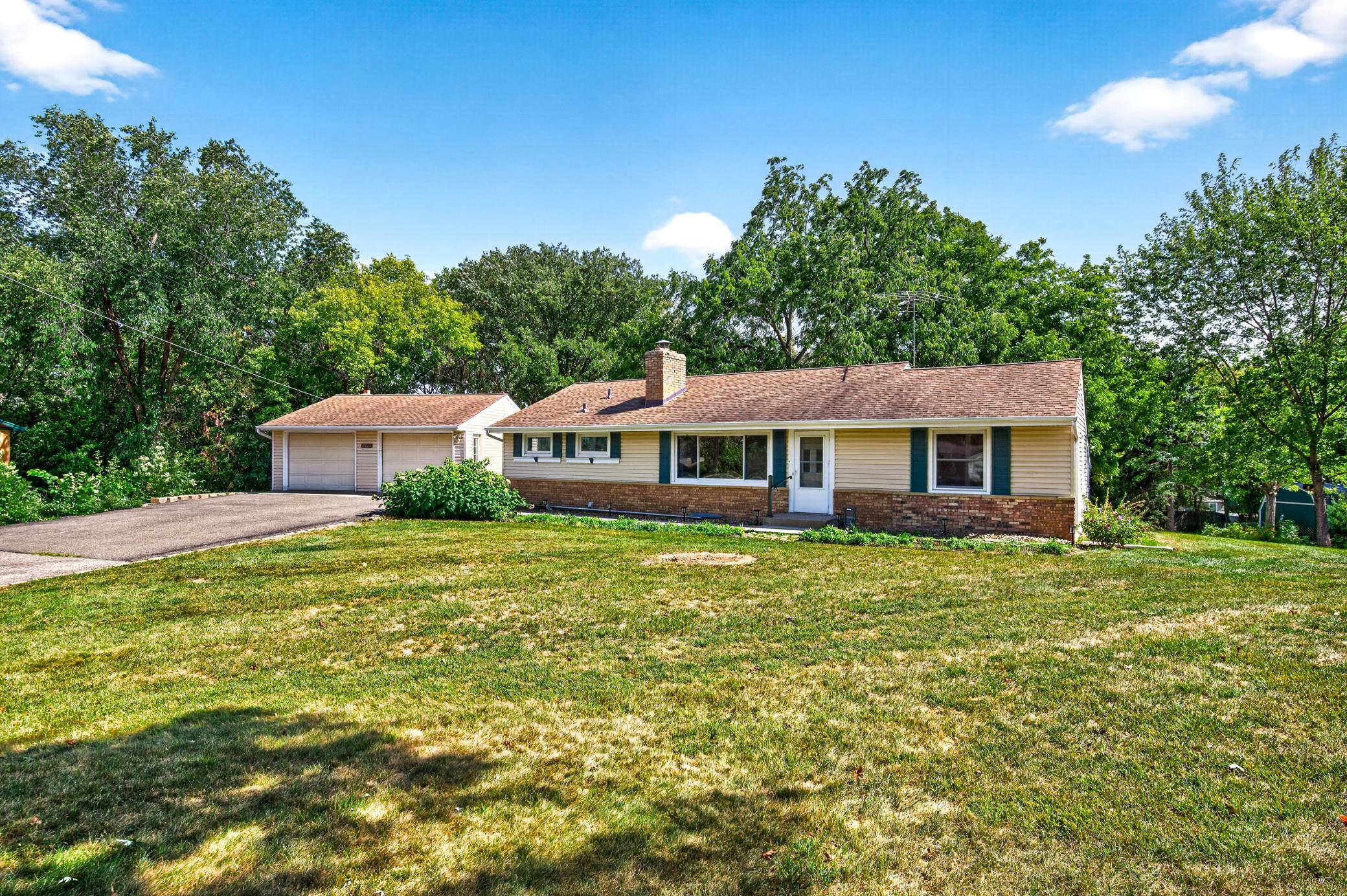6015 Aspen Road Property Photo 1