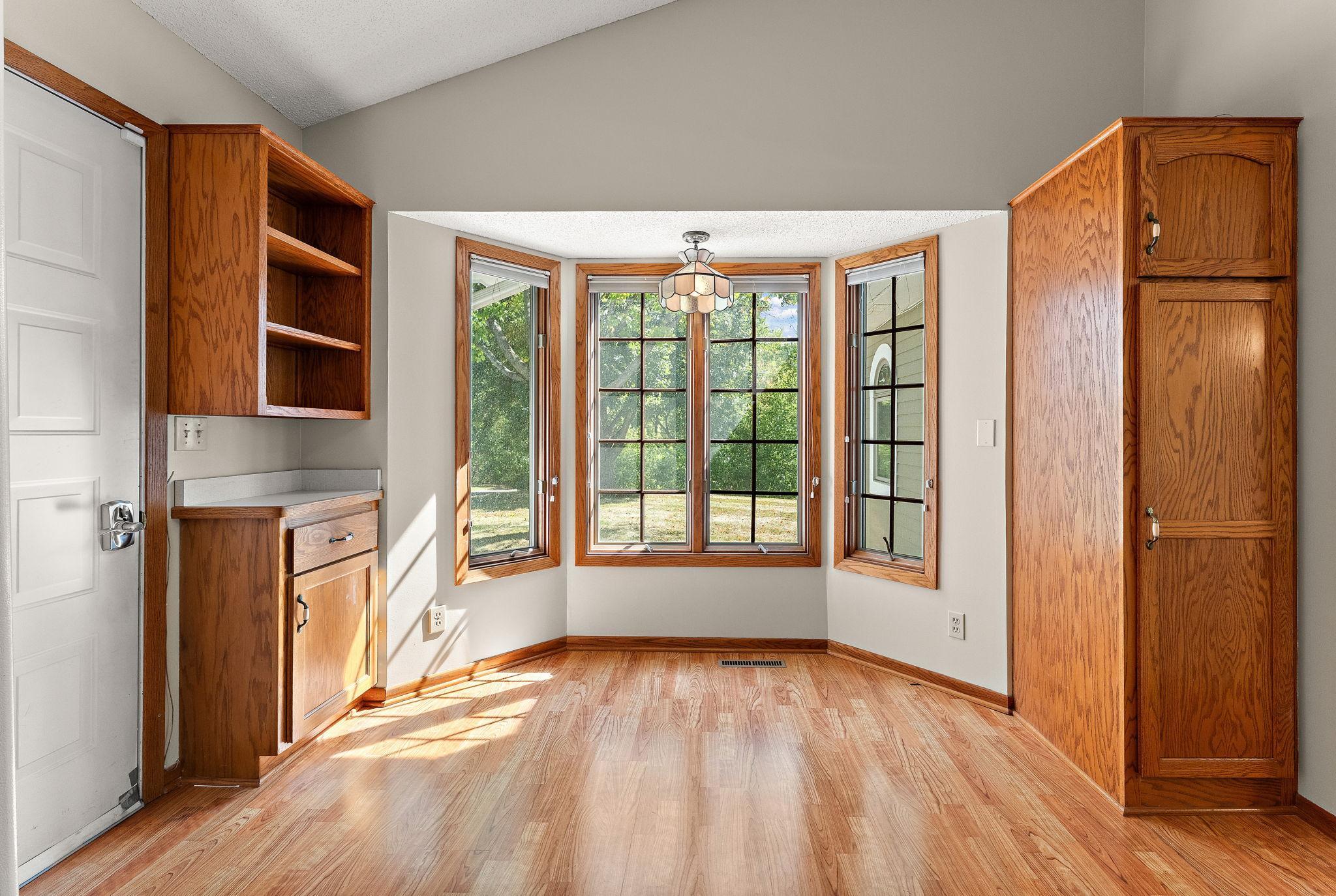 978 Winterberry Drive Property Photo 19