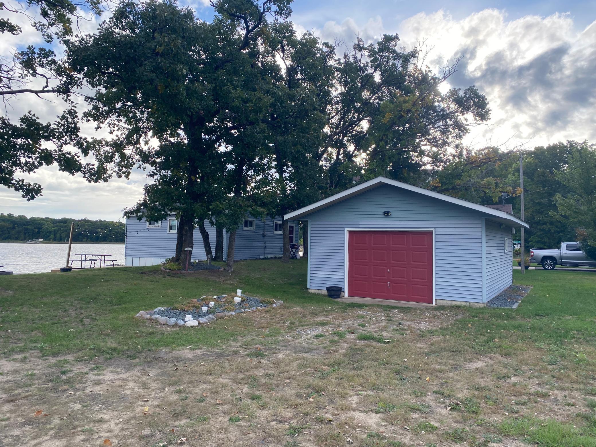 45544 Devils Lake Road Property Photo 8