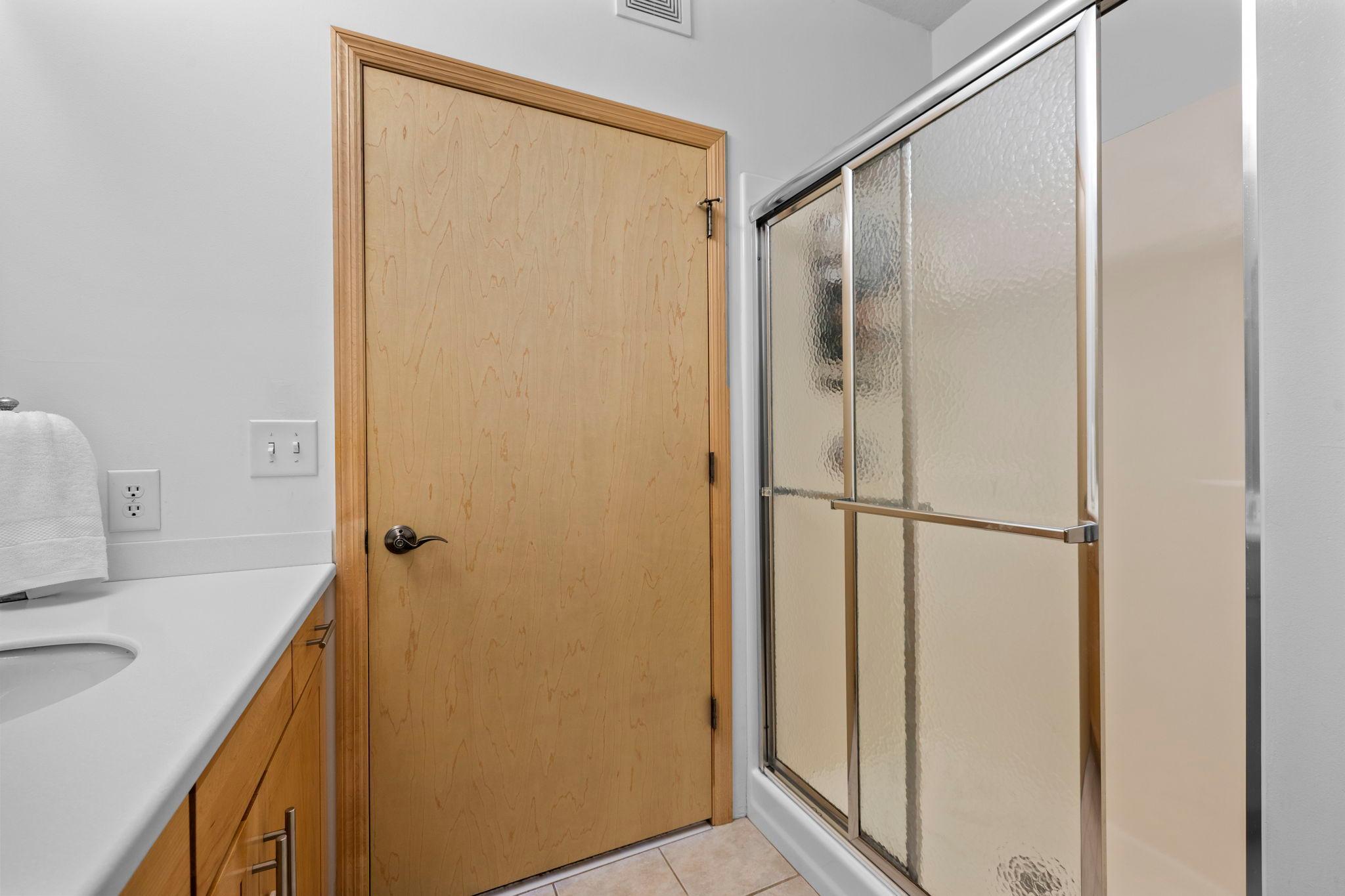 301 Oak Grove Street 308 Property Photo 25