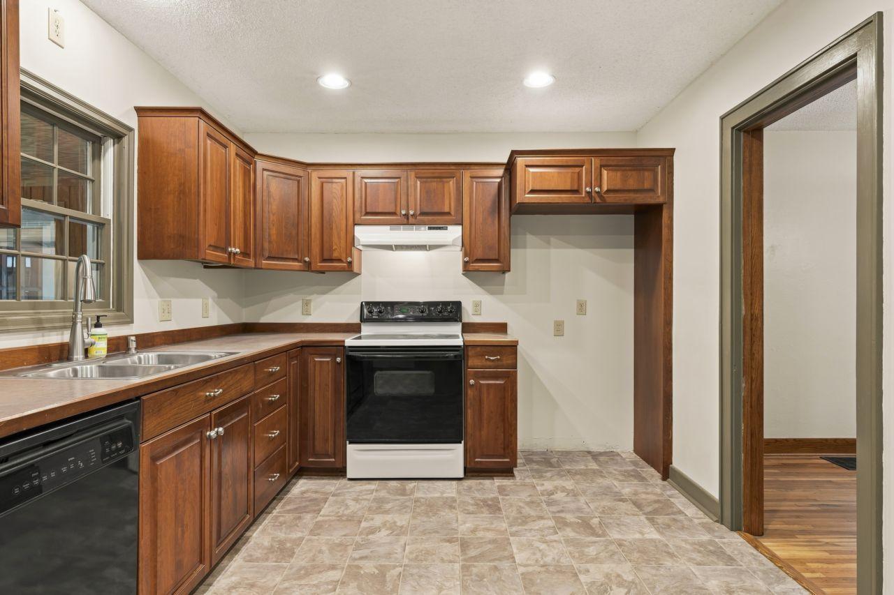 910 10th Street Nw Property Photo 11