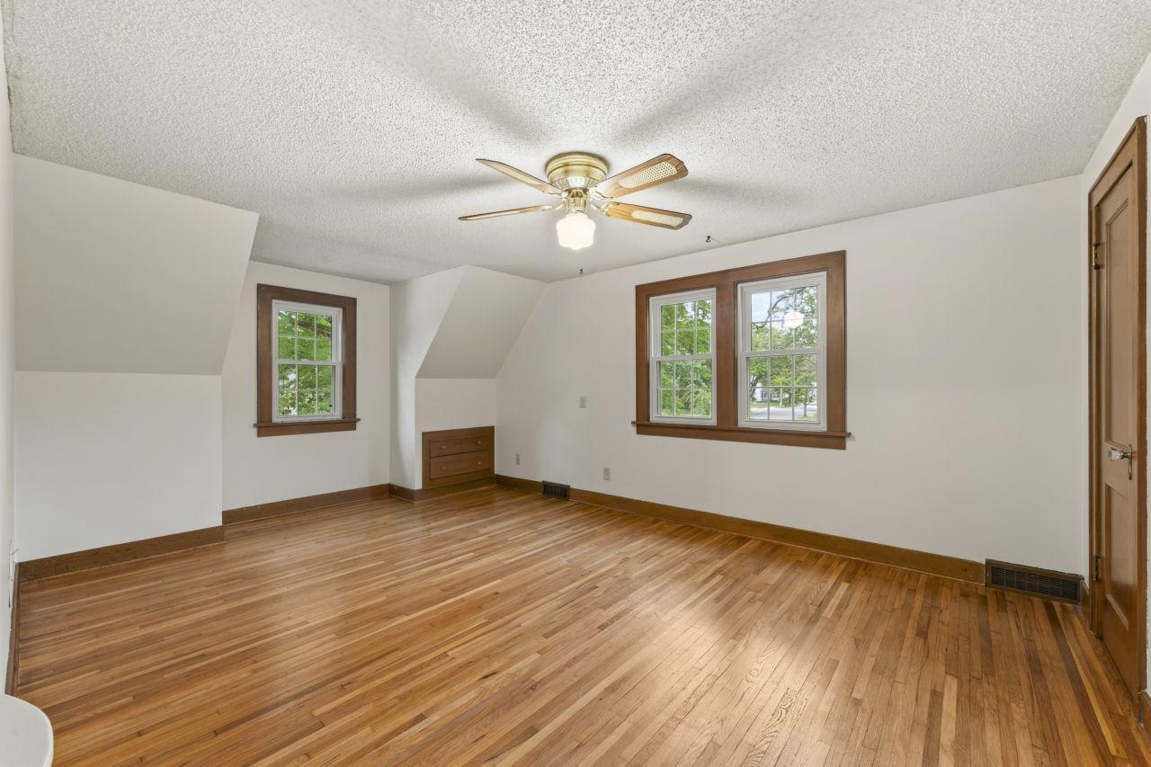 910 10th Street Nw Property Photo 28