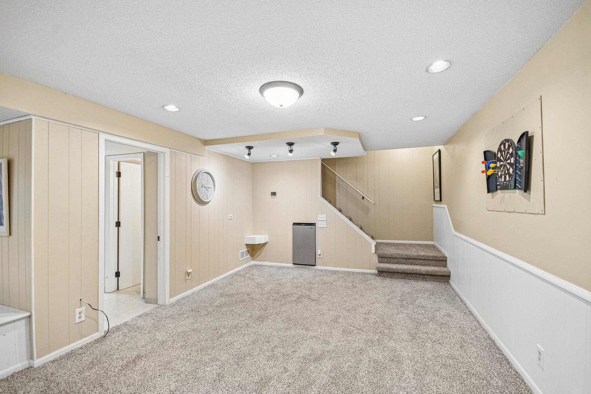 800 Nightingale Boulevard Property Photo 39
