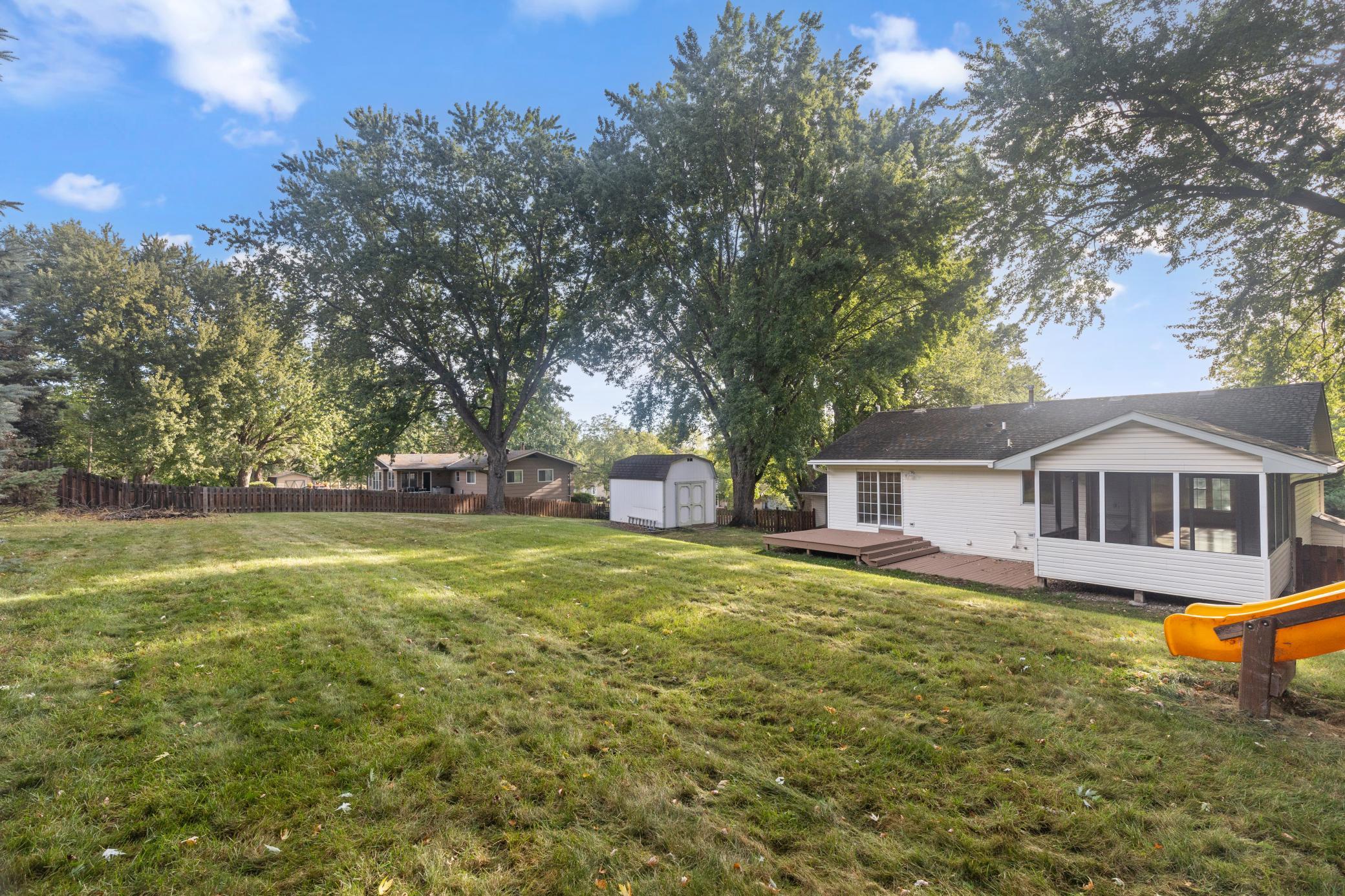 2975 Egan Avenue Property Photo 4
