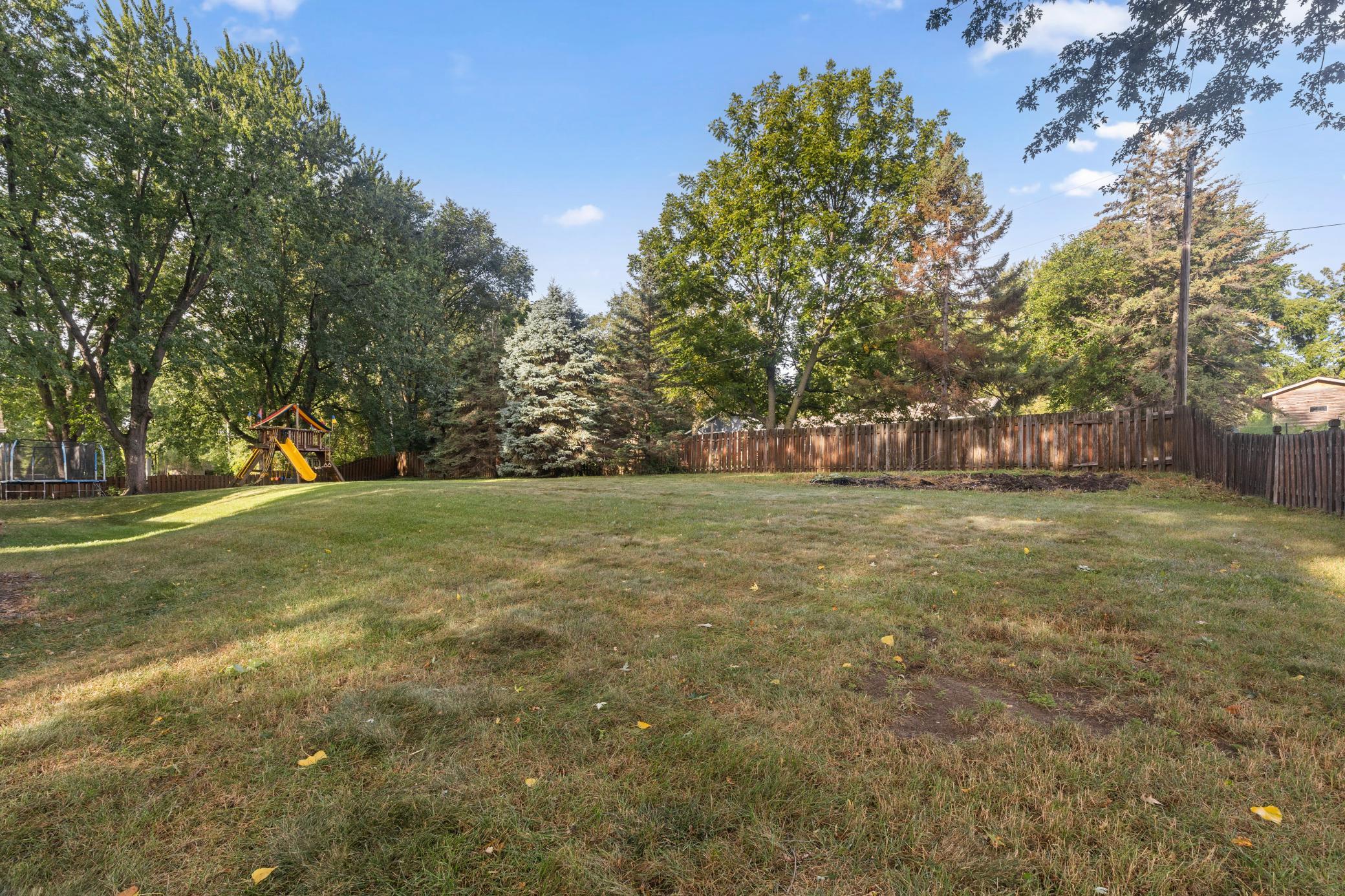2975 Egan Avenue Property Photo 6