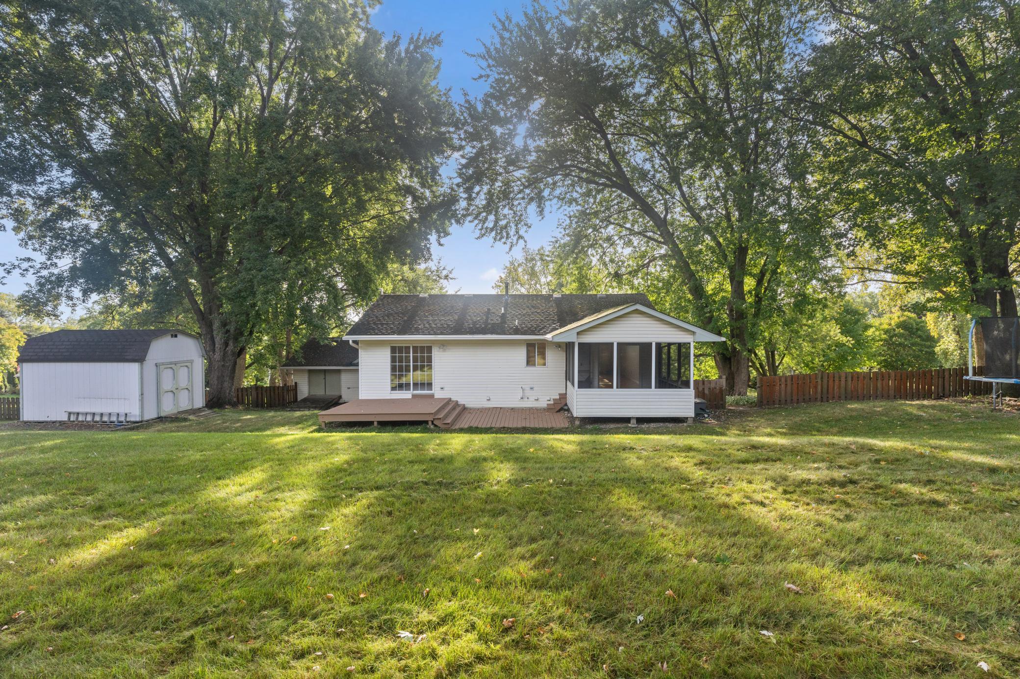 2975 Egan Avenue Property Photo 7