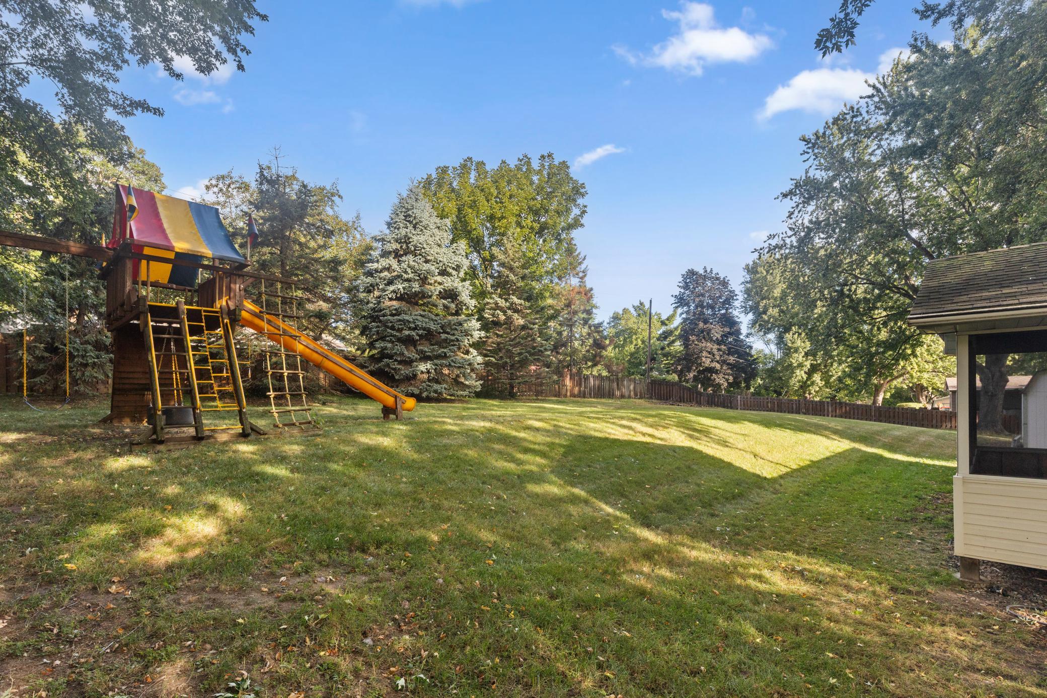 2975 Egan Avenue Property Photo 8